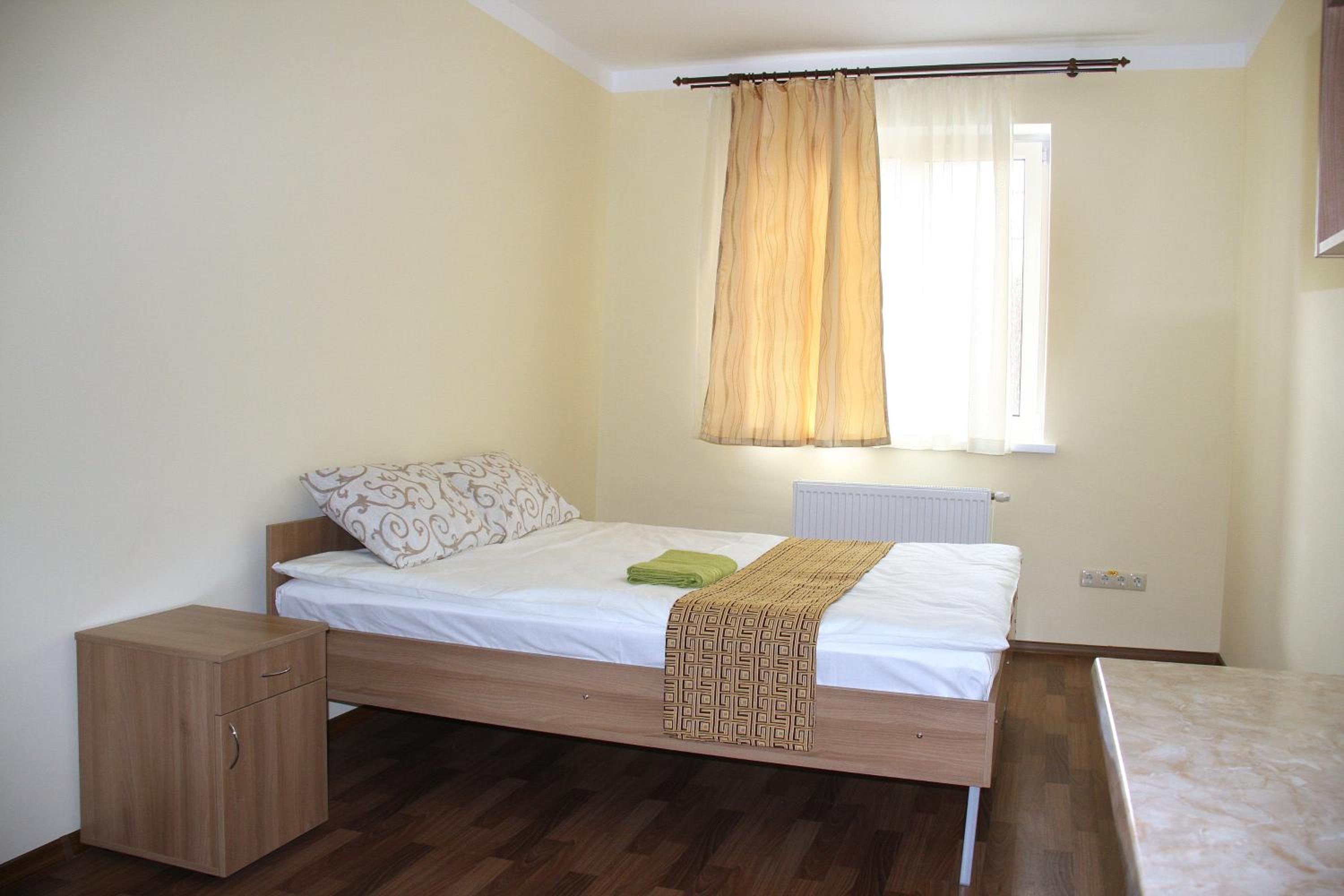 Budget Double Room photo 2
