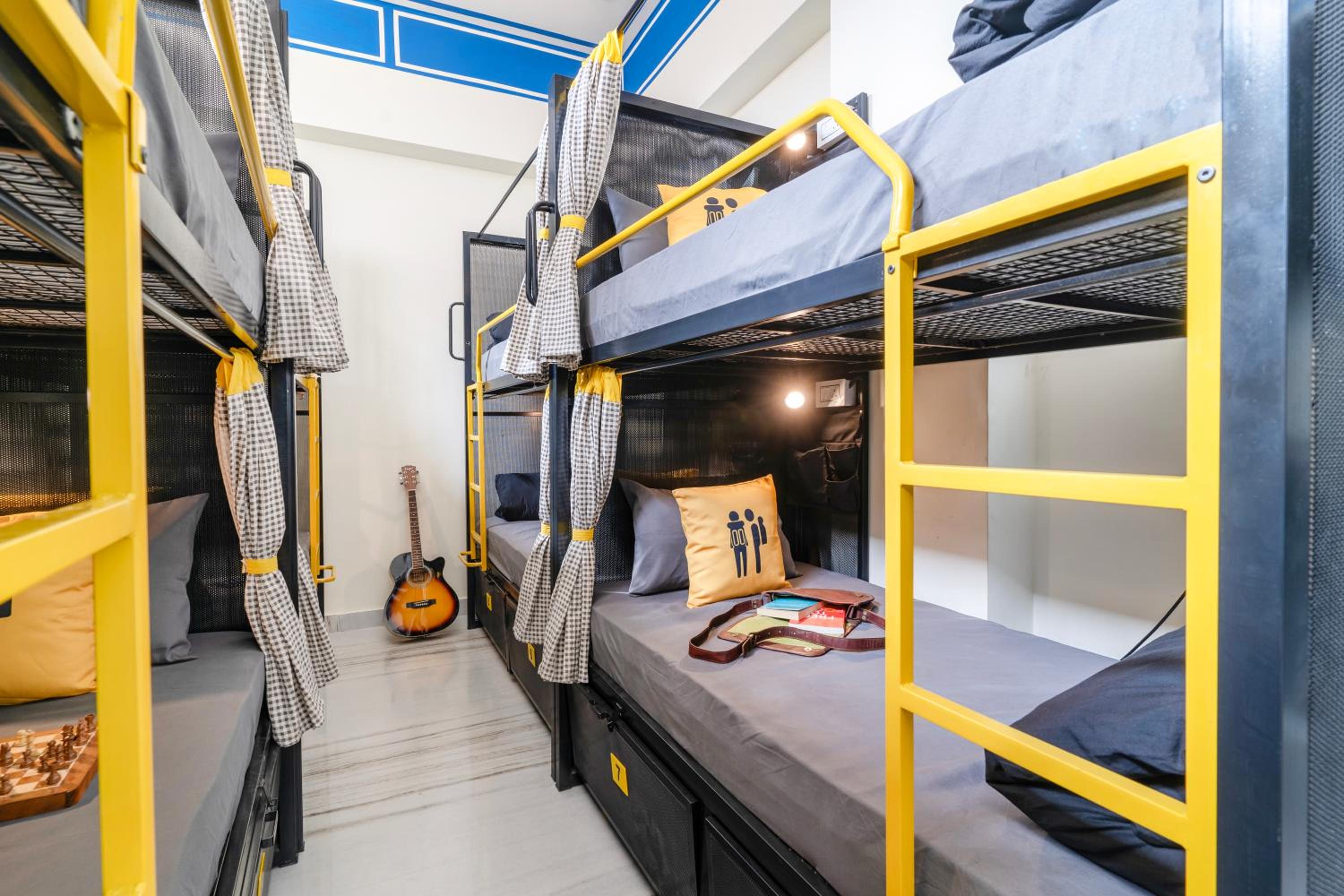  Bed In 8 Bed Female Dormitory  photo 1