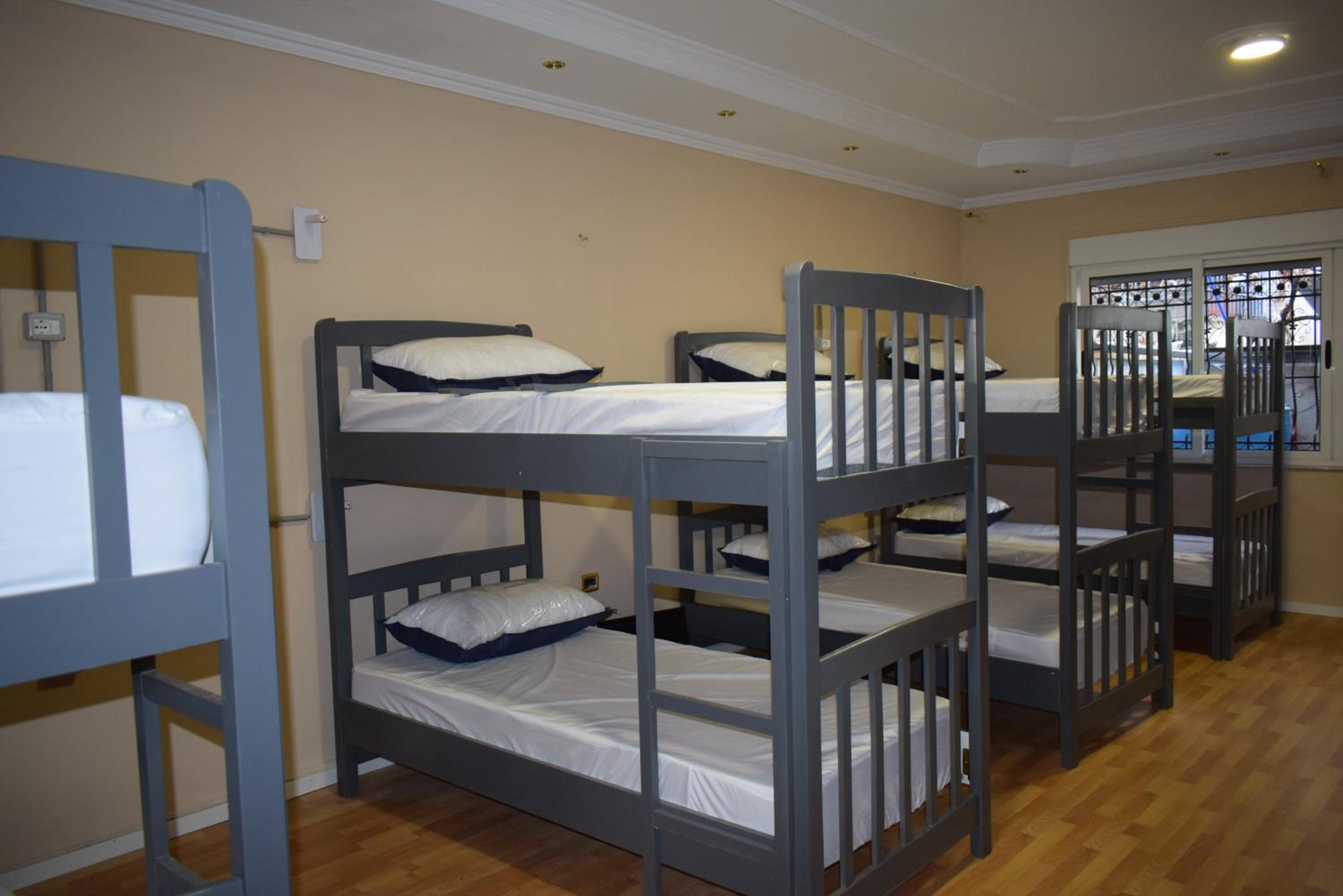 Bed in 10-Bed Mixed Dormitory Room photo 1