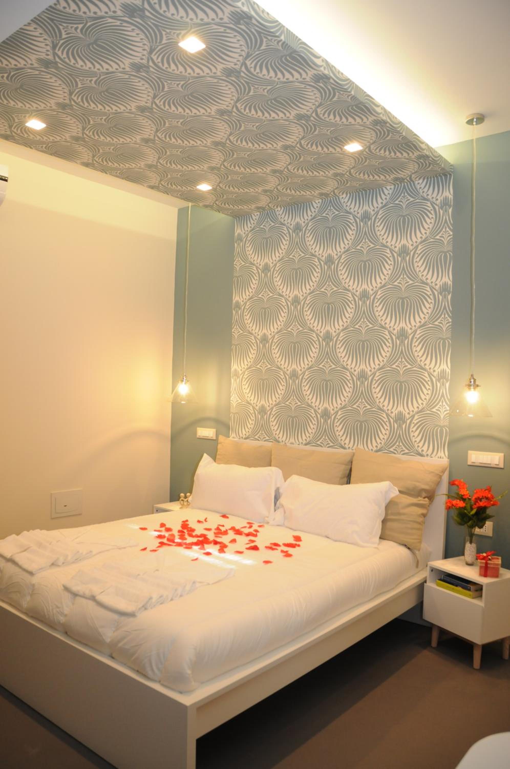 Deluxe Room (2 Adults + 1 Child)