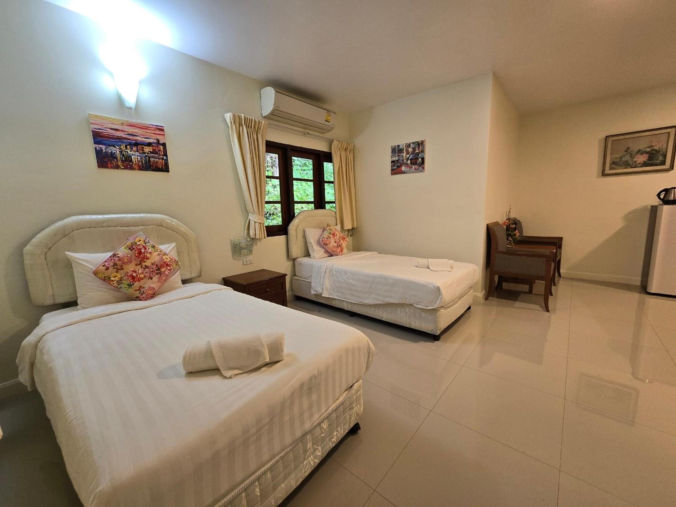 Superior Twin Room - Photo 7