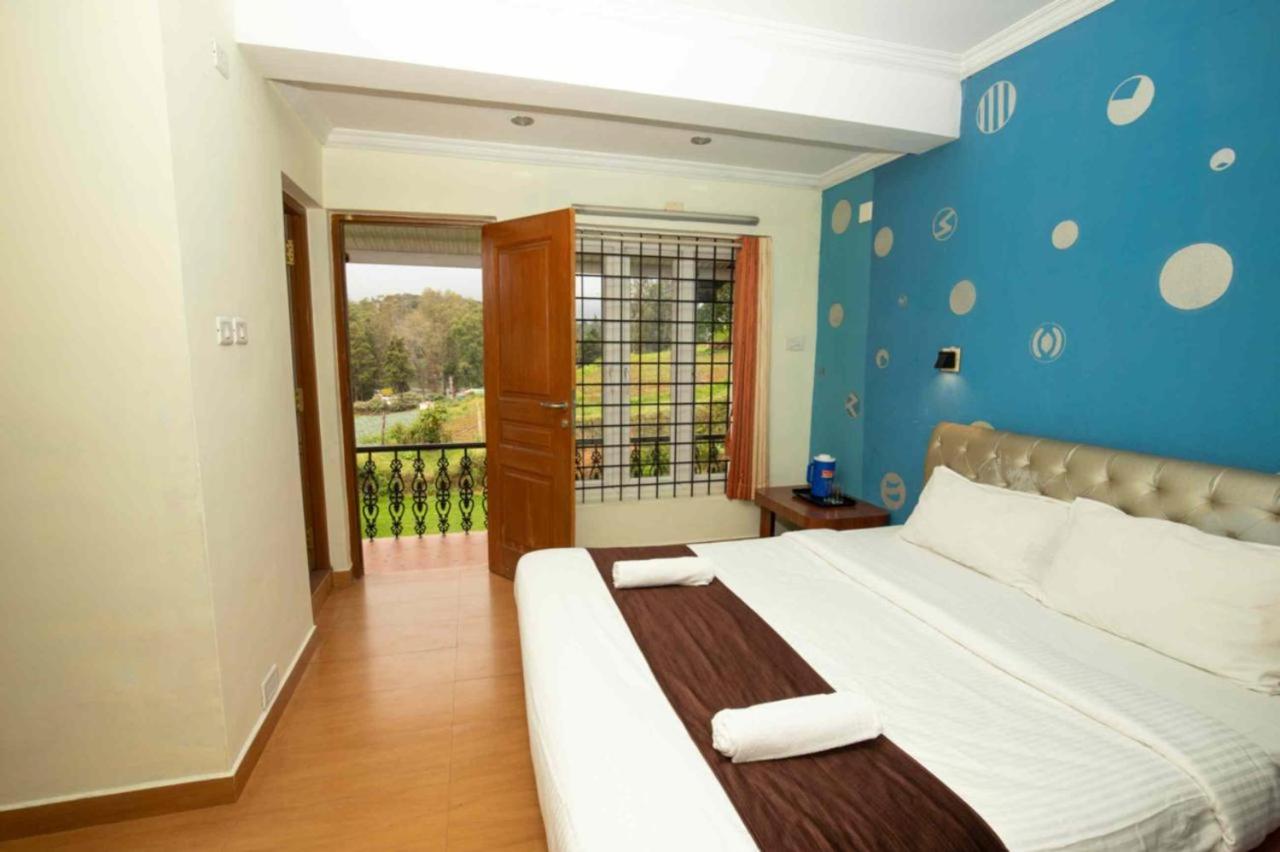 Two-Bedroom Villa - Photo 2