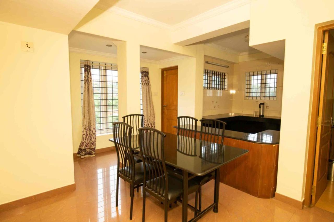 Two-Bedroom Villa - Photo 4