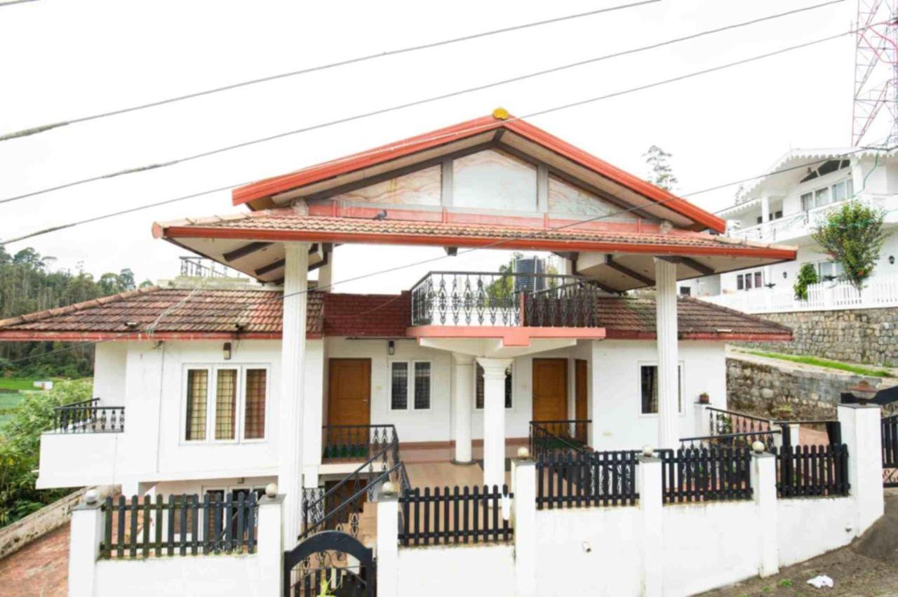 Two-Bedroom Villa - Photo 3