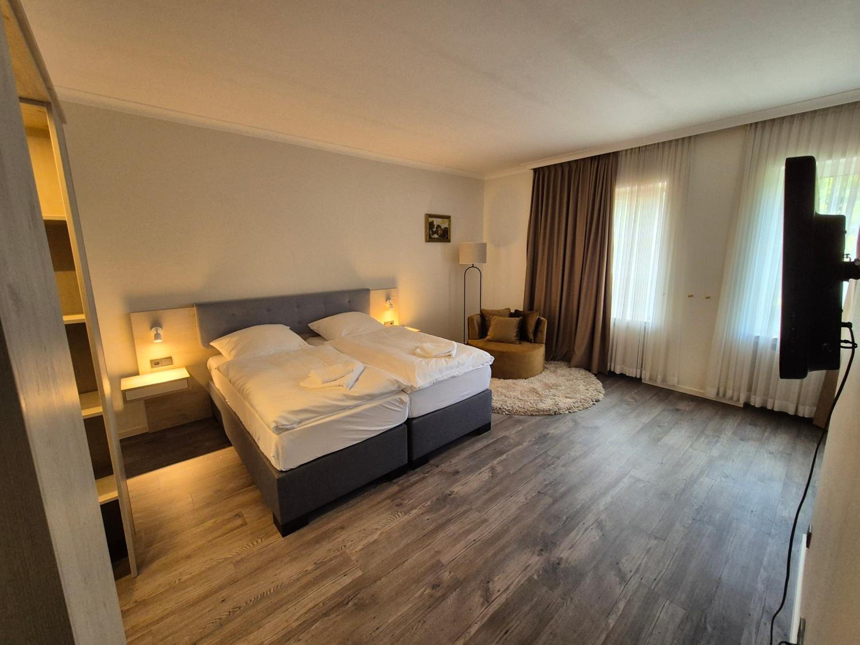 Double Room with Private Bathroom