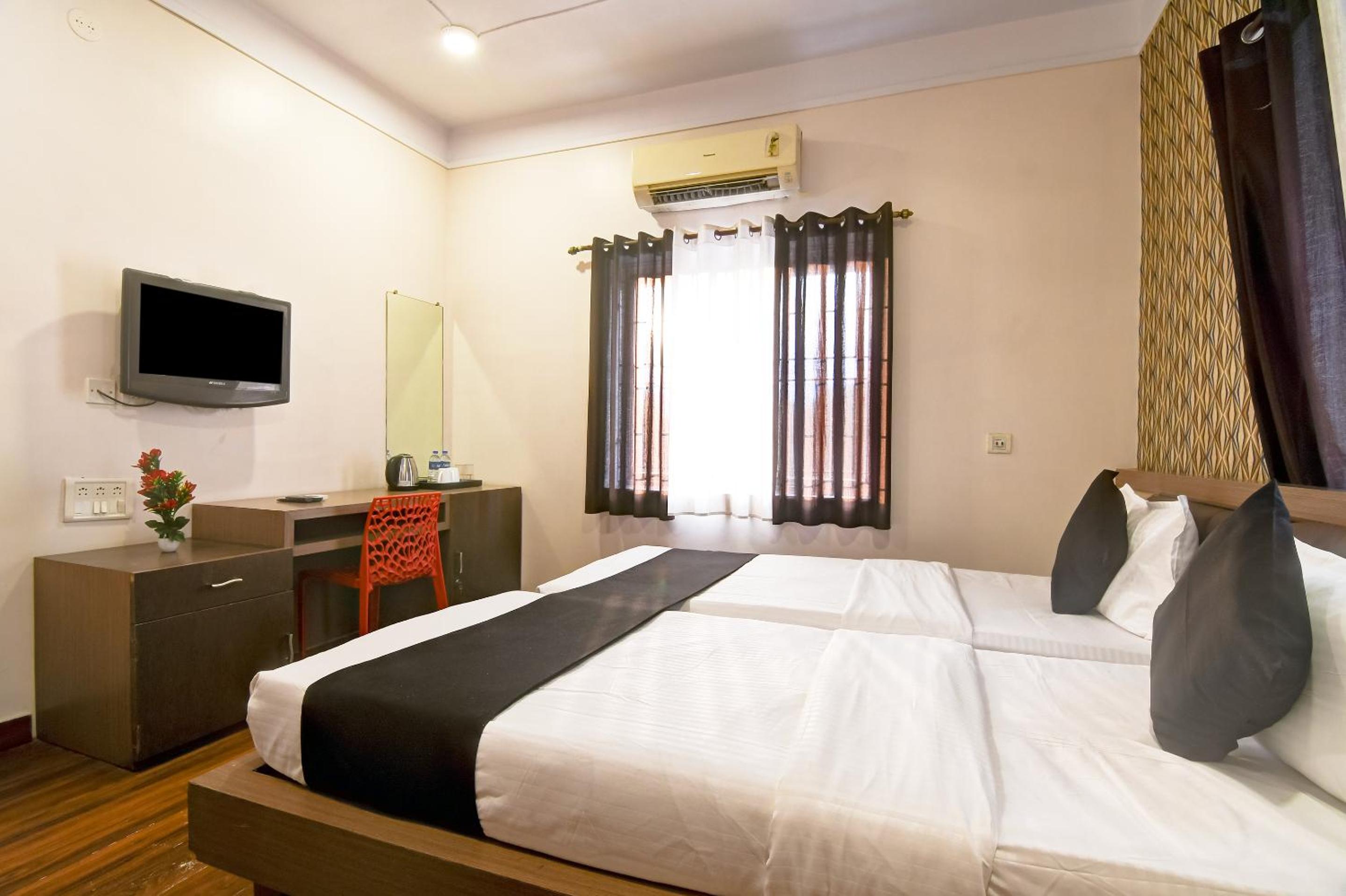 Deluxe Twin Room - Photo 7