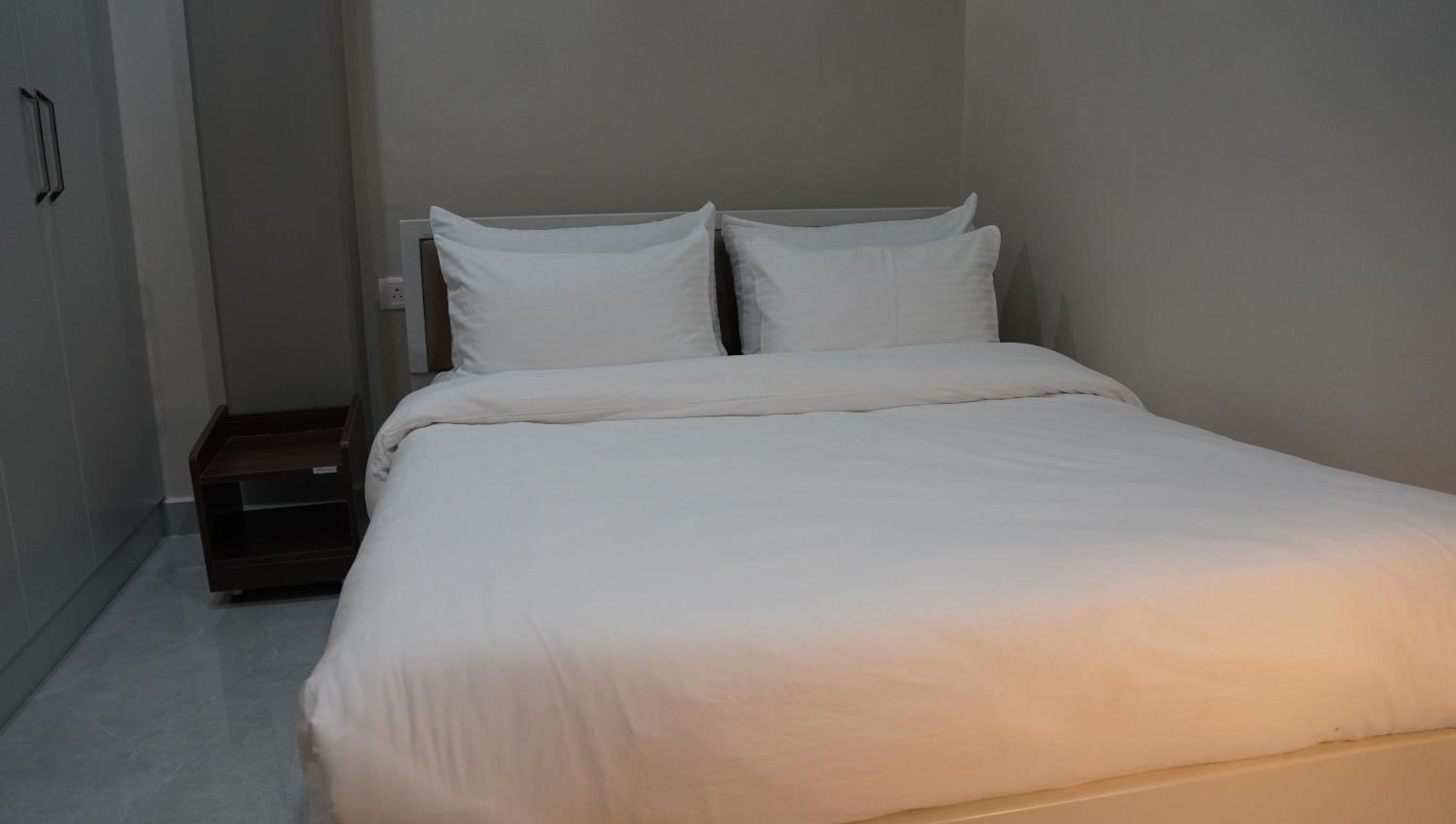 Budget Double Room photo 3