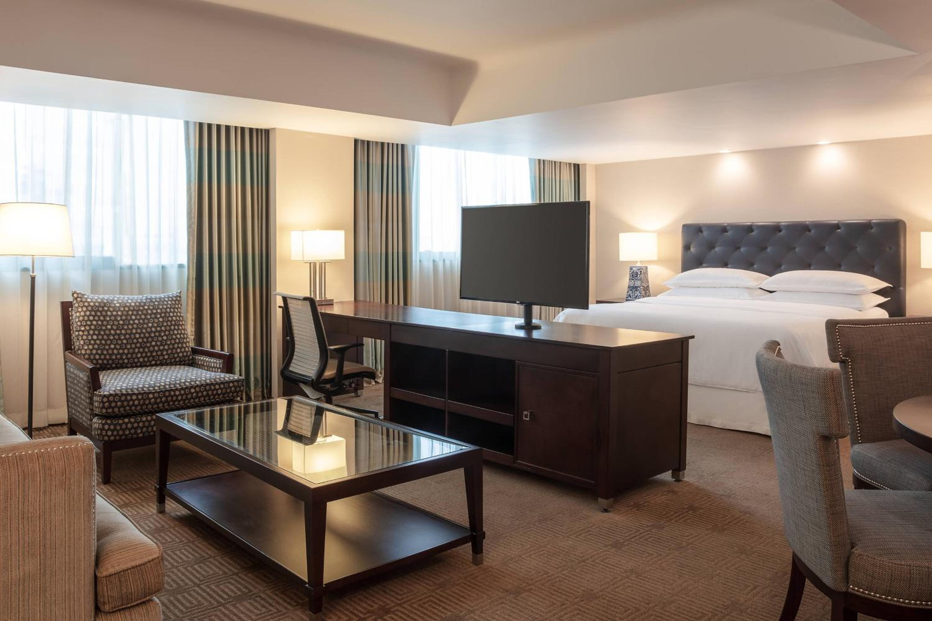Junior Suite, Club lounge access, 1 Bedroom Junior Suite     - Photo 7
