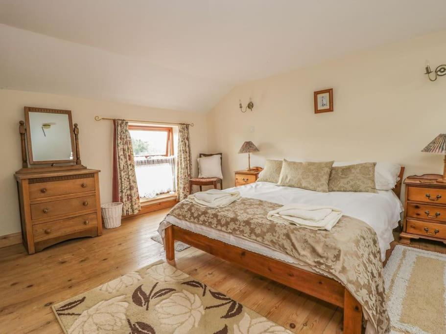 One-Bedroom House photo 1