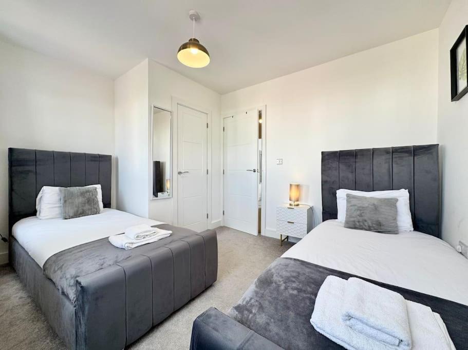 Two-Bedroom House photo 3