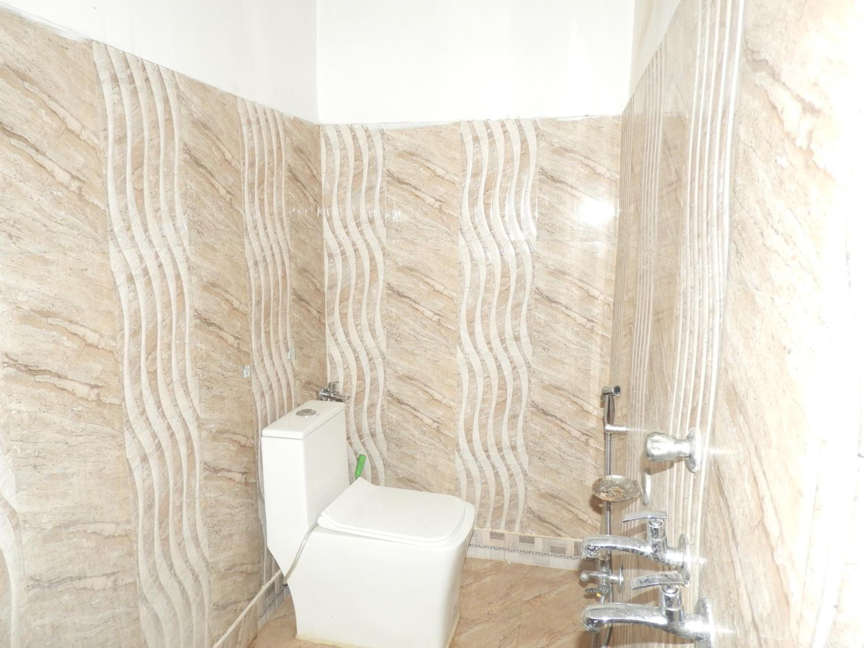 Double Room with Private Bathroom photo 3