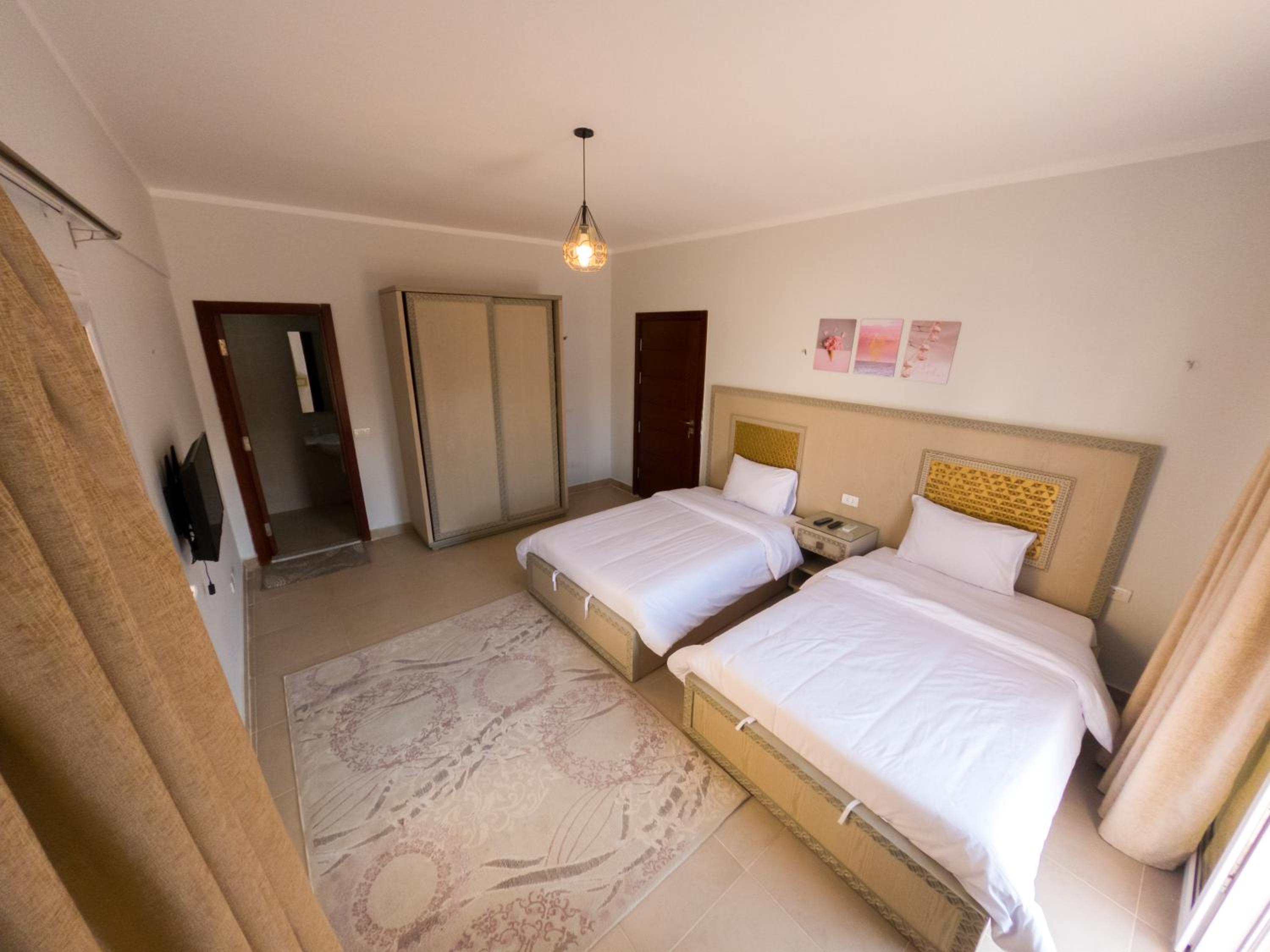 Double Room with Garden View photo 3