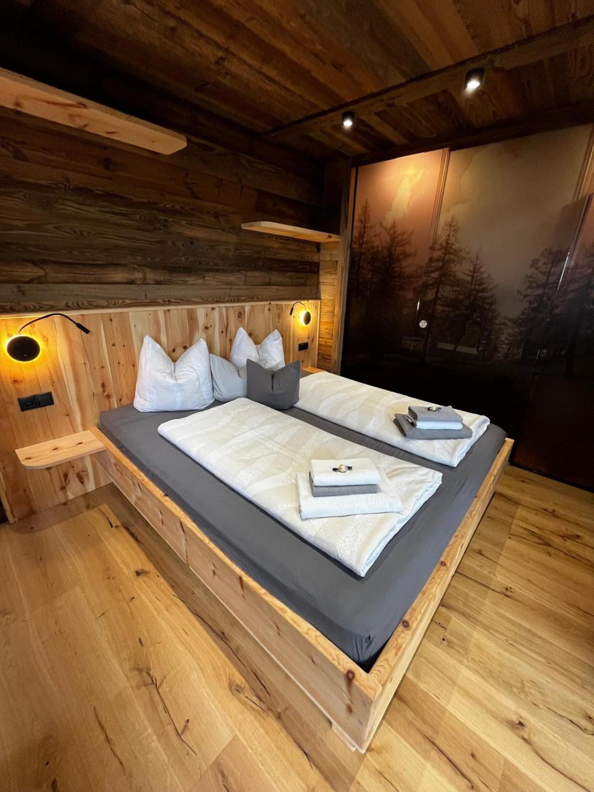 Three-Bedroom Chalet photo 3