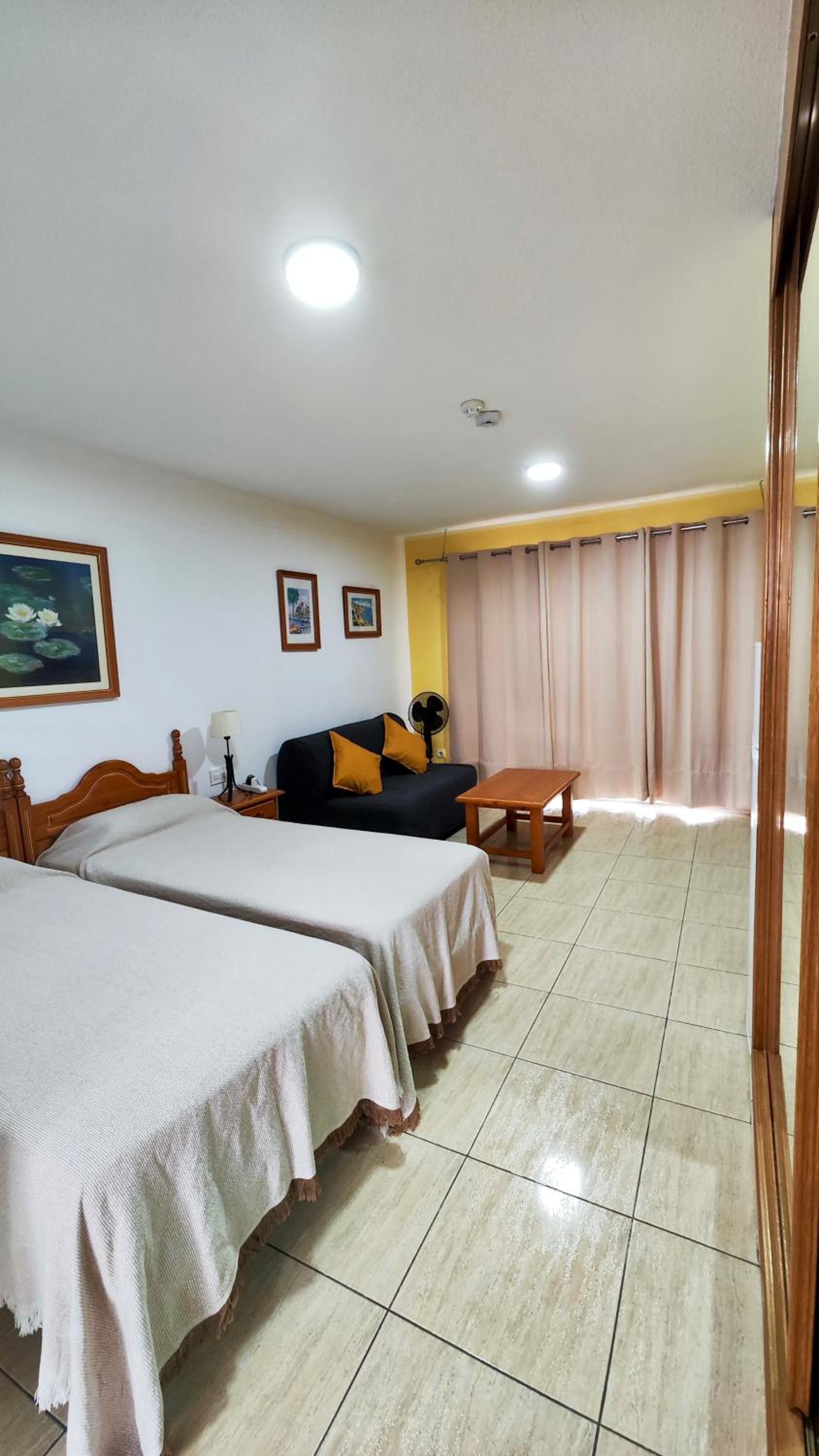 Apartamento con vista al mar