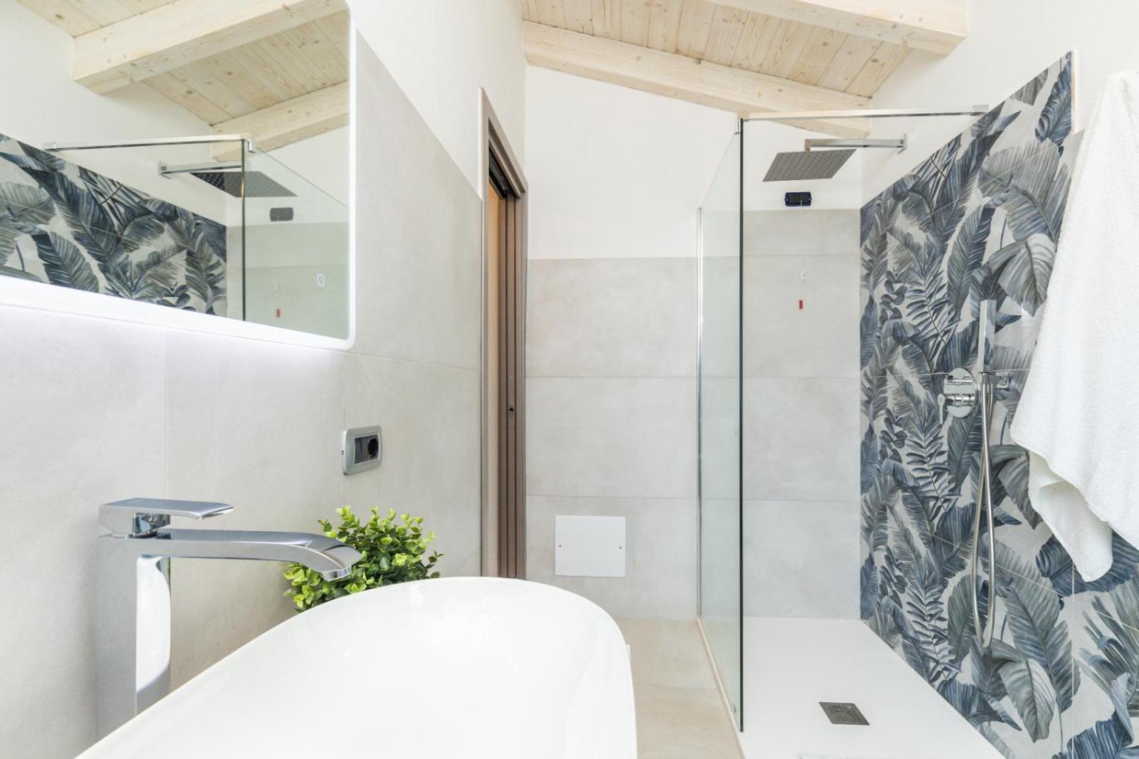 Triple Room with Terrace photo 3