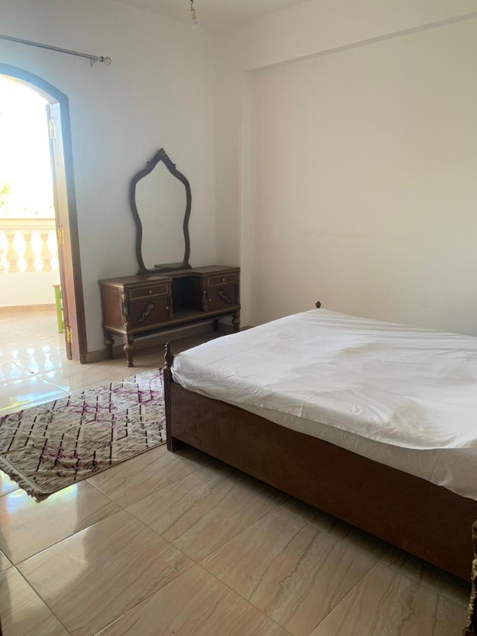 Two-Room Apartment - Photo 1