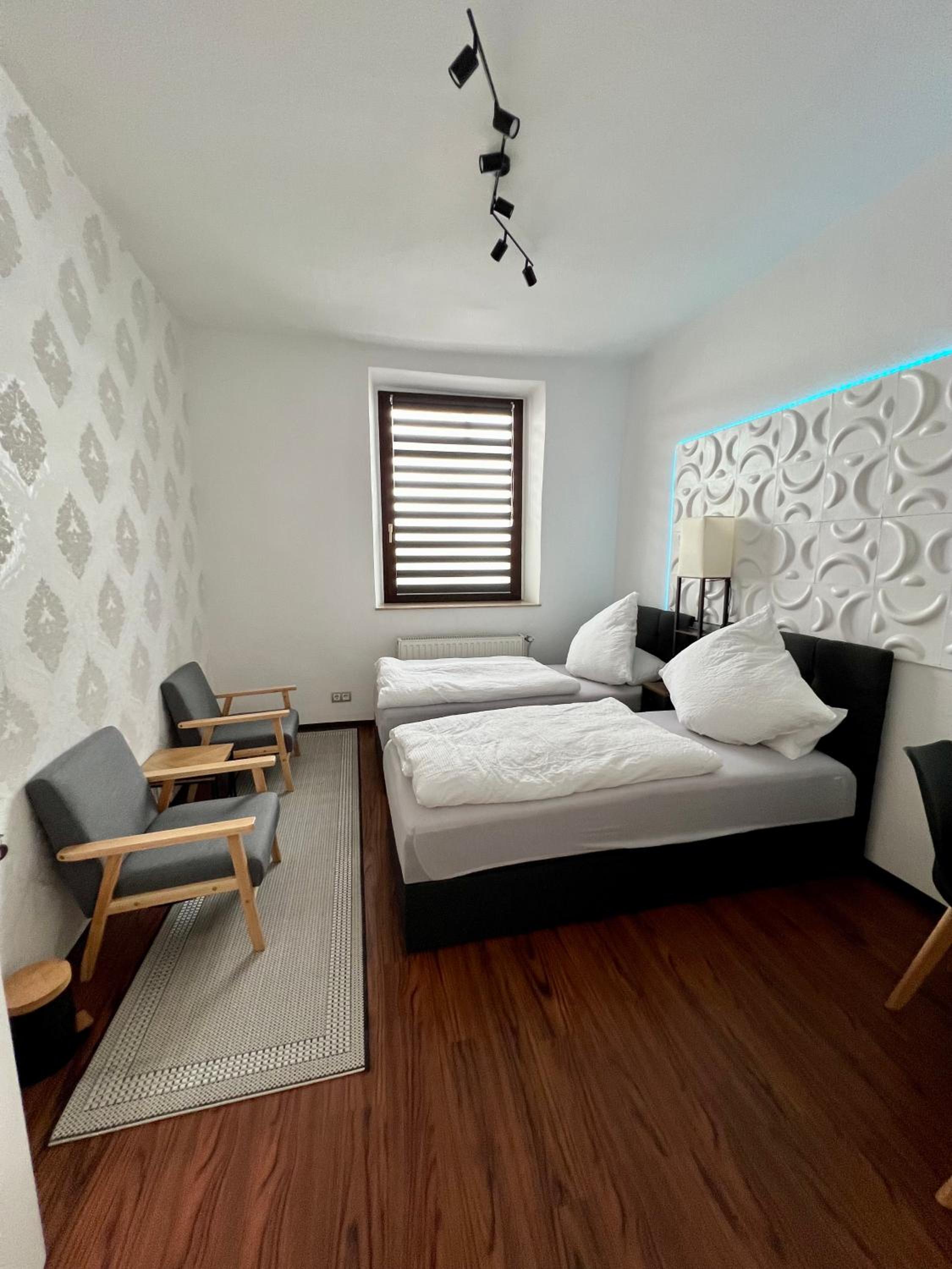 Twin Room with Shared Bathroom photo 1