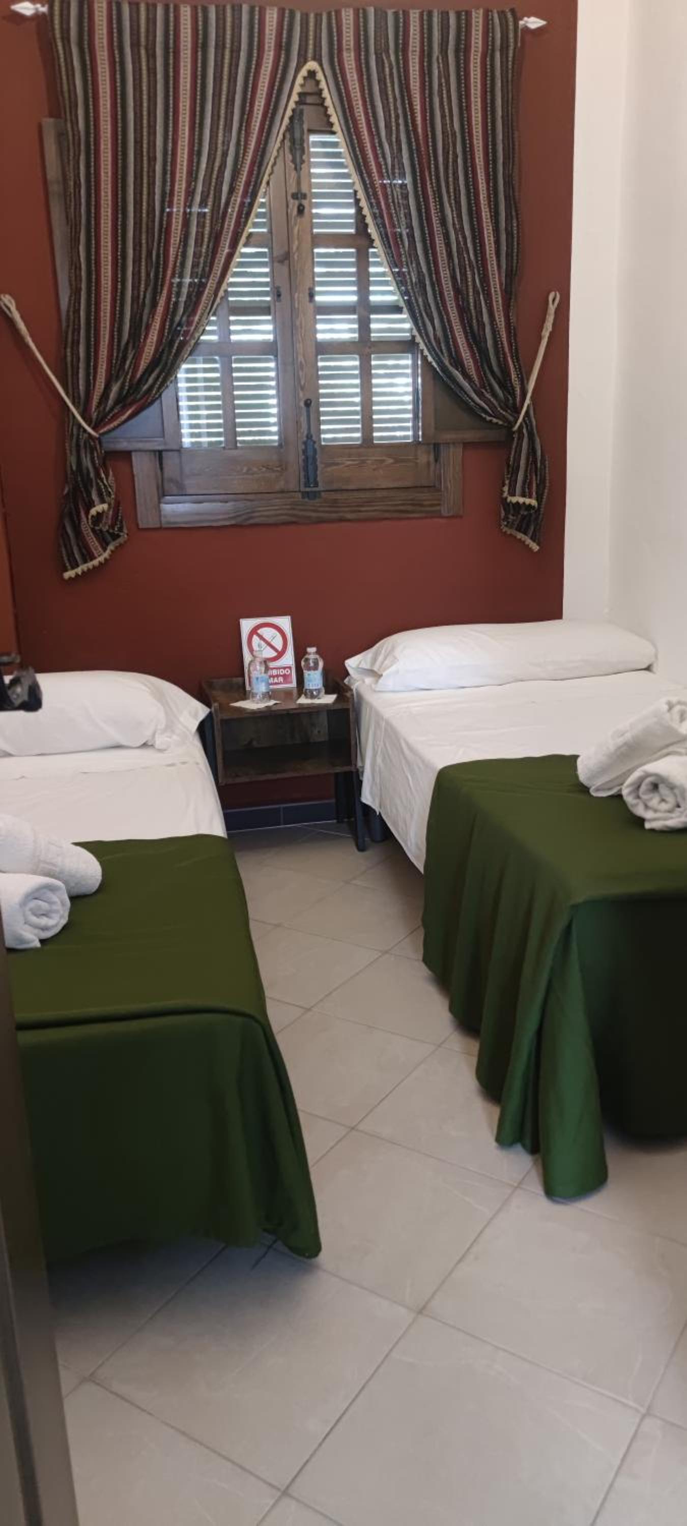 Double or Twin Room - Photo 2