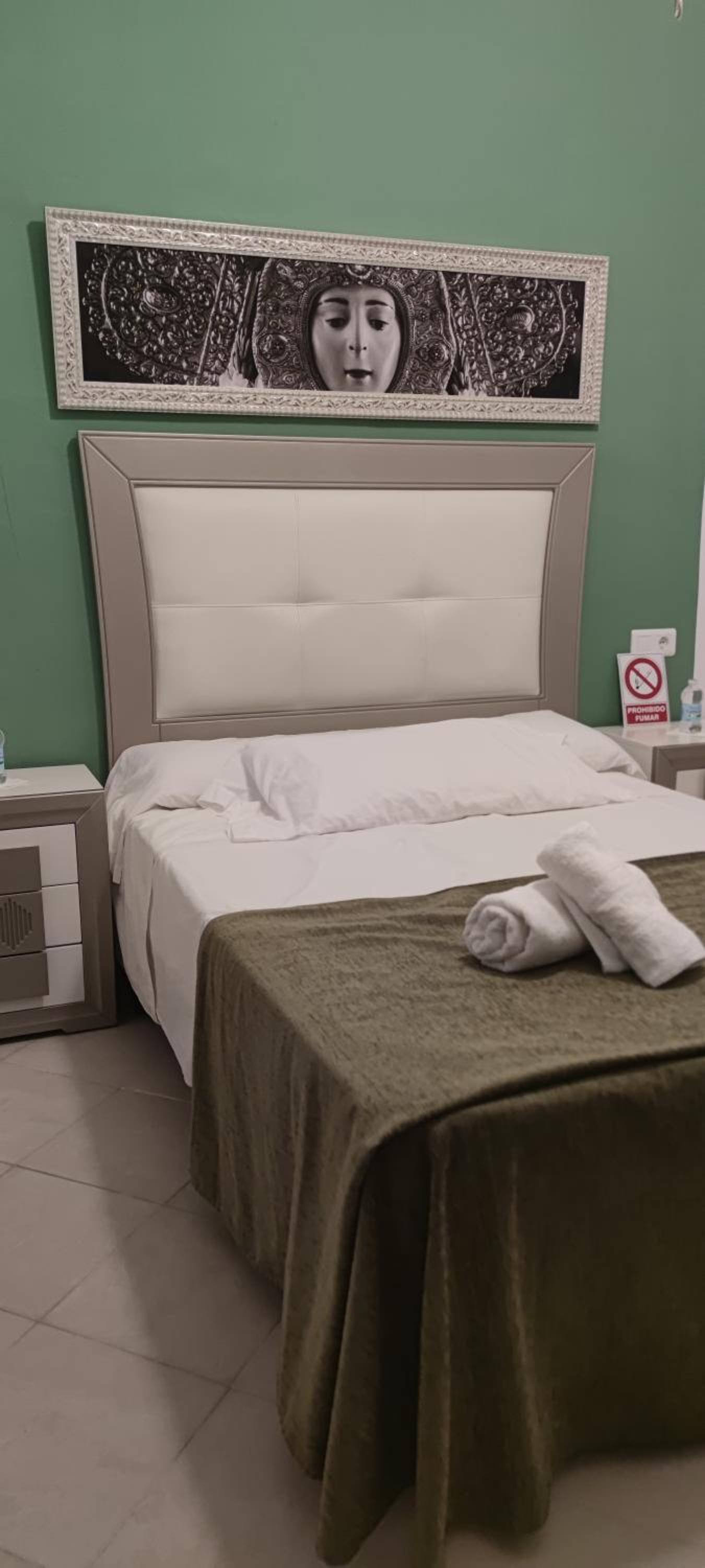 Double or Twin Room - Photo 3