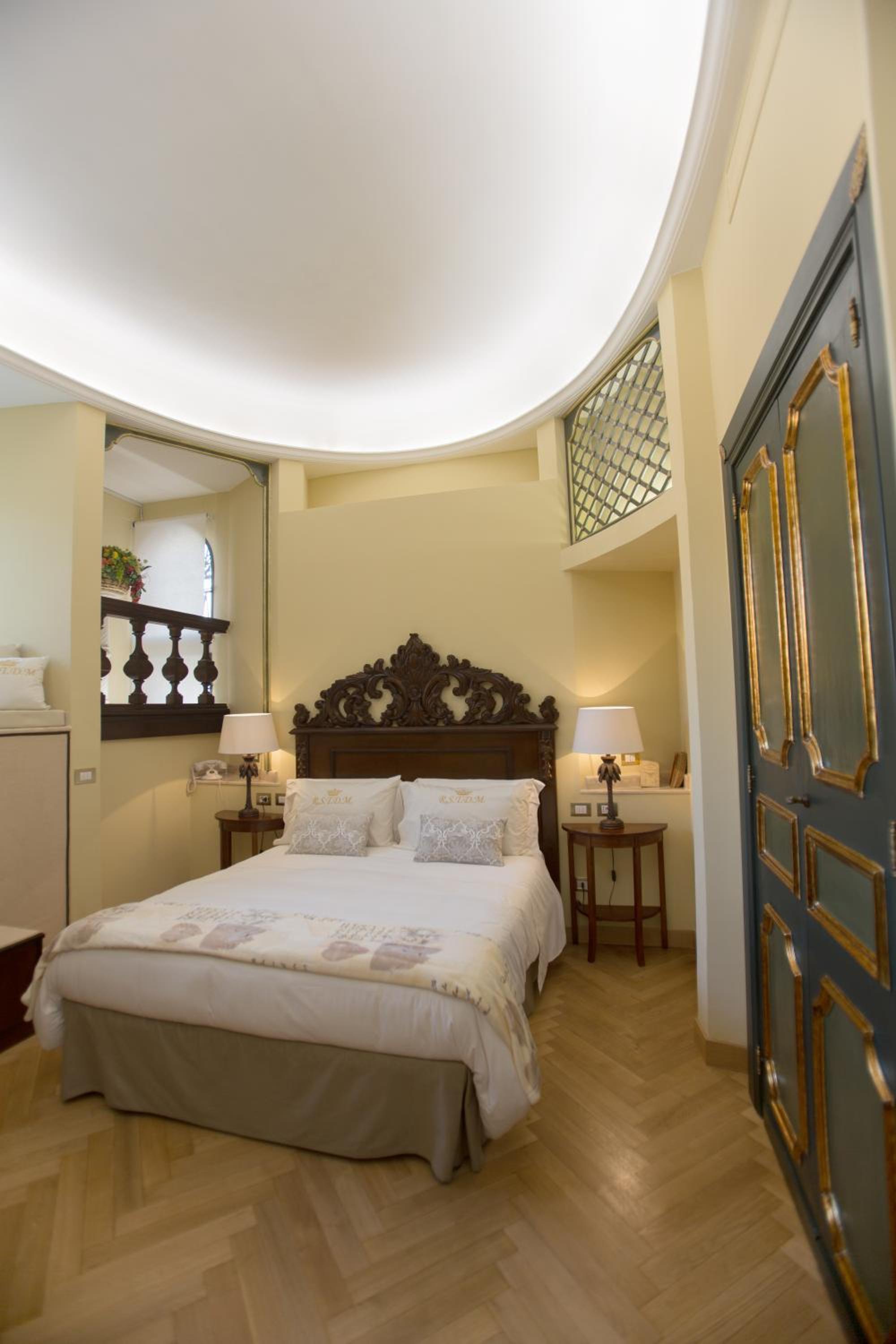 Junior Suite with View photo 2