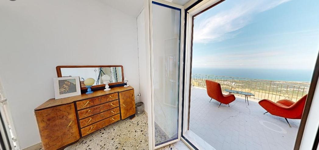 Deluxe Double Room with Sea View - Photo 27