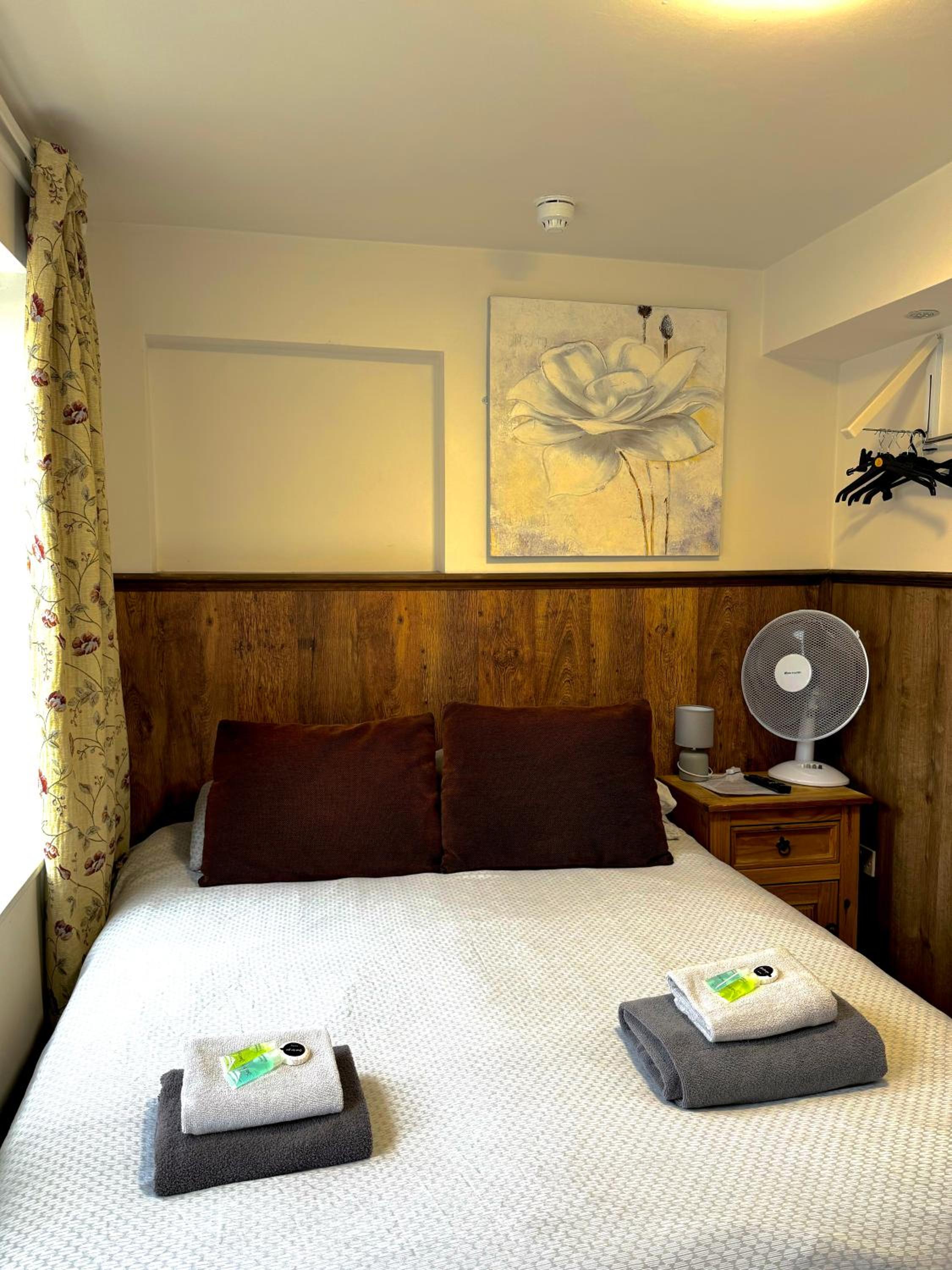 Standard Double Room photo 2