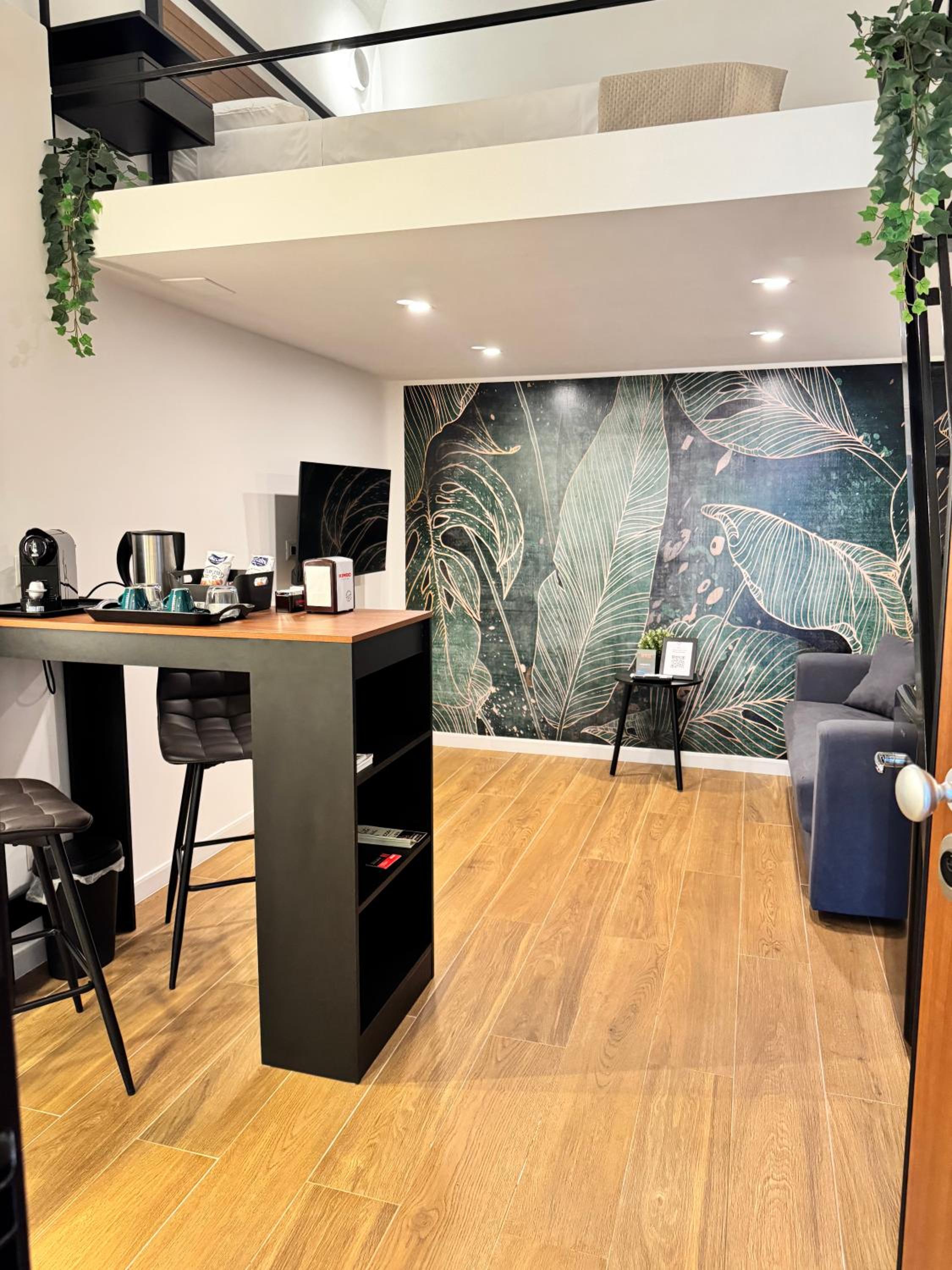 One-Bedroom Apartment
