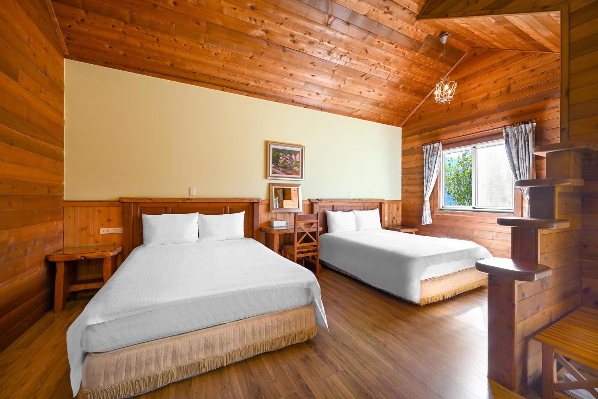 Superior Chalet photo 1