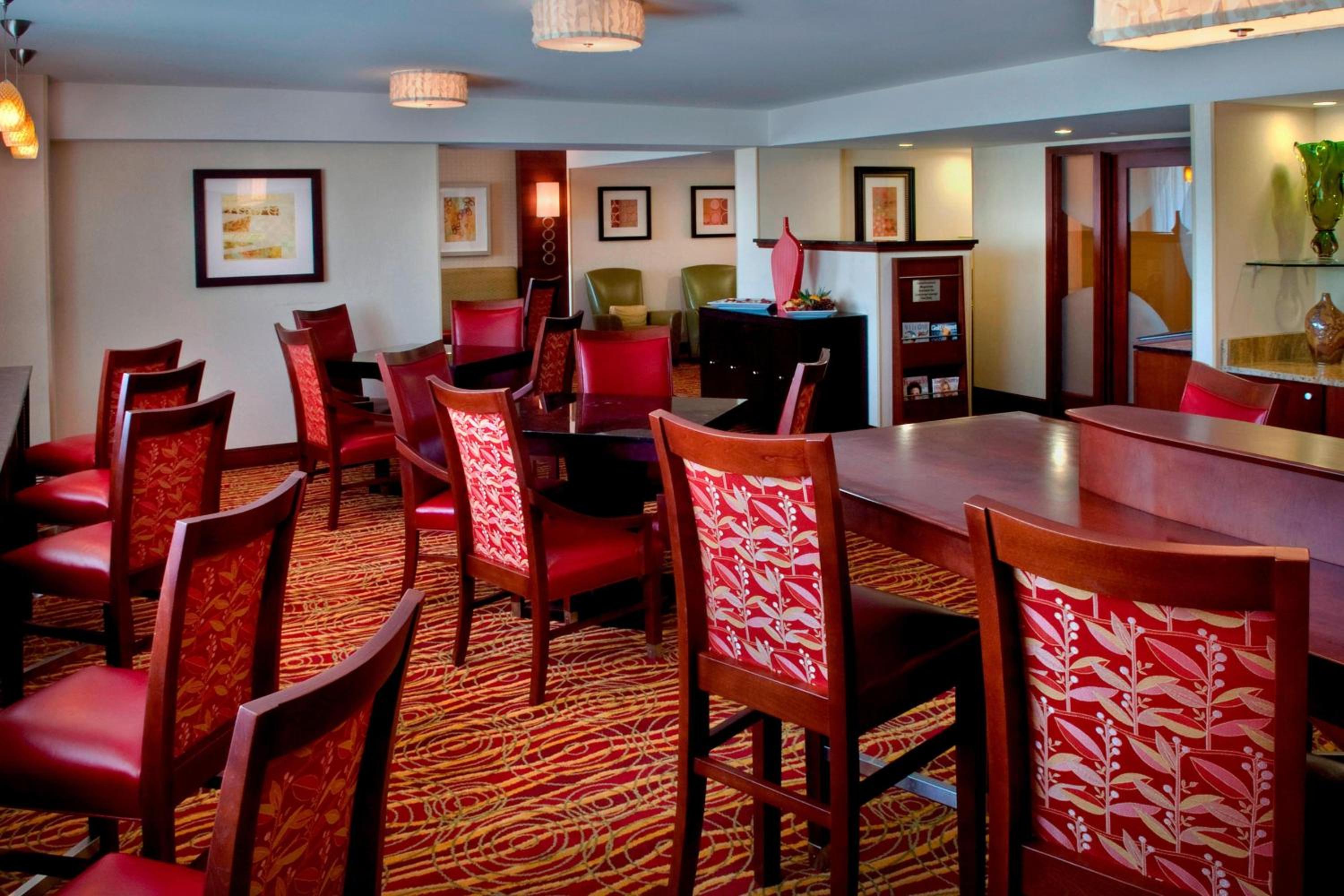 Concierge Level Guest King Room - Photo 4