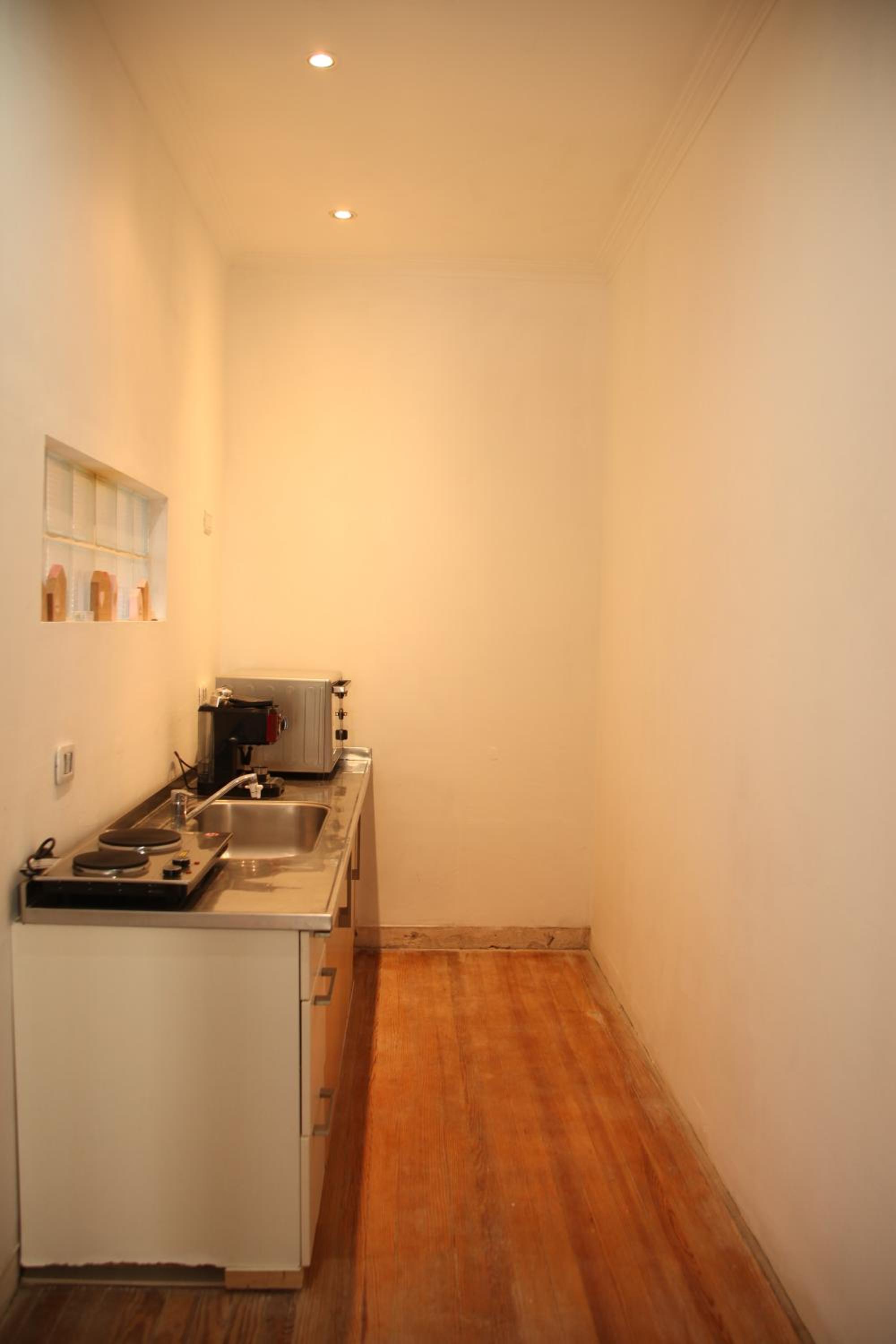 One-Bedroom Apartment photo 2