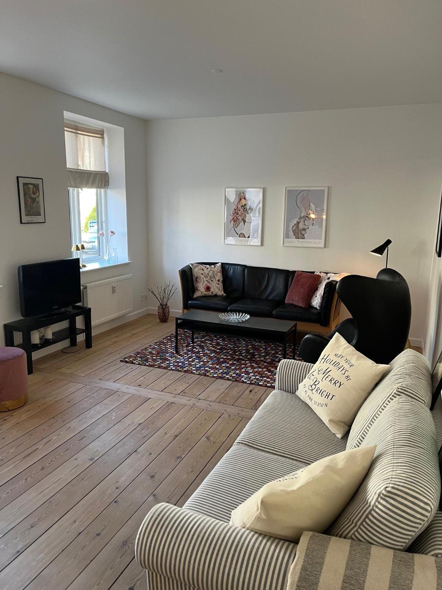 One-Bedroom House photo 2