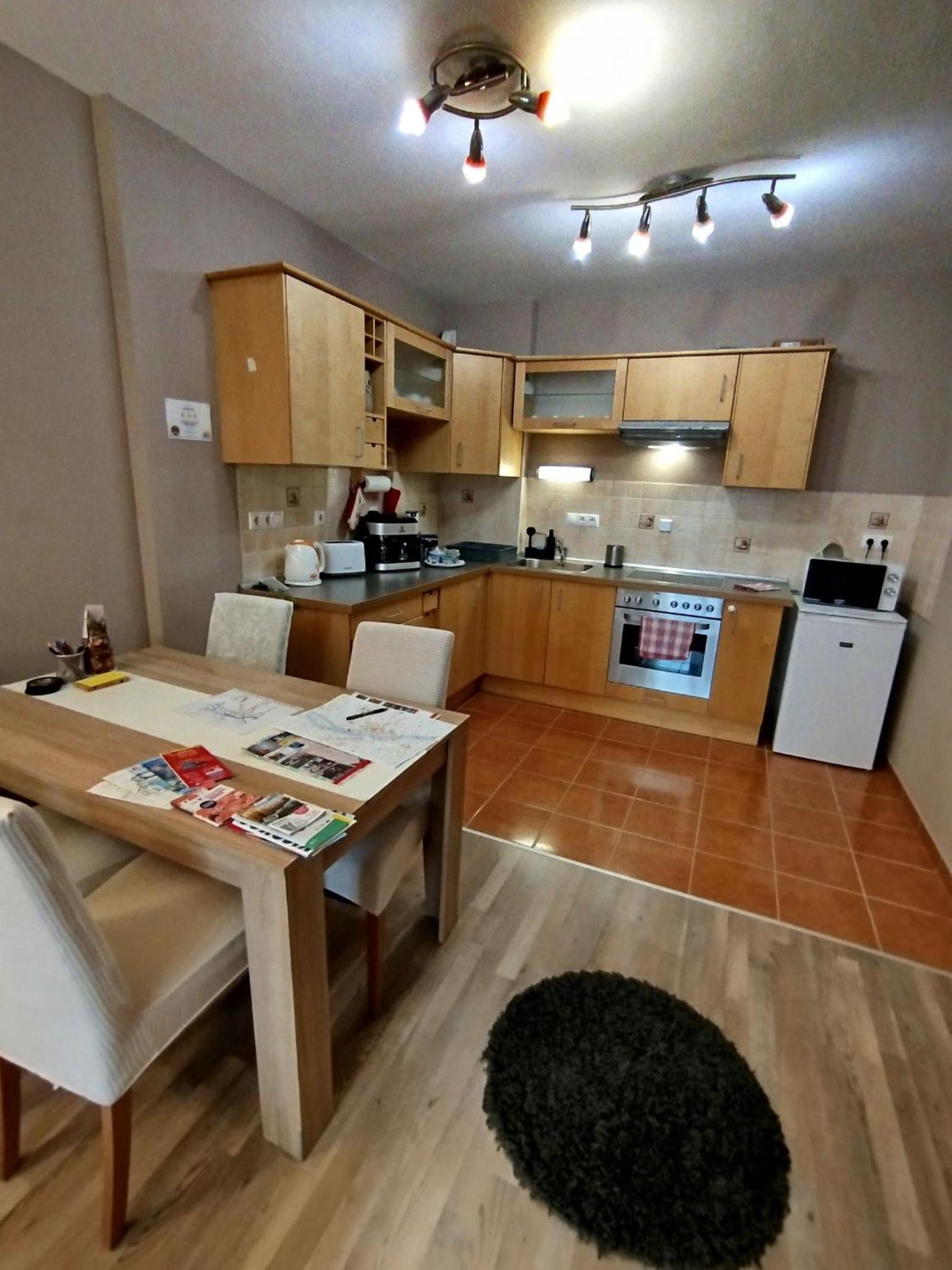 One-Bedroom Apartment - Photo 19