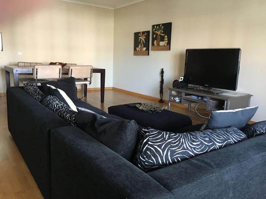 Three-Bedroom Apartment photo 1