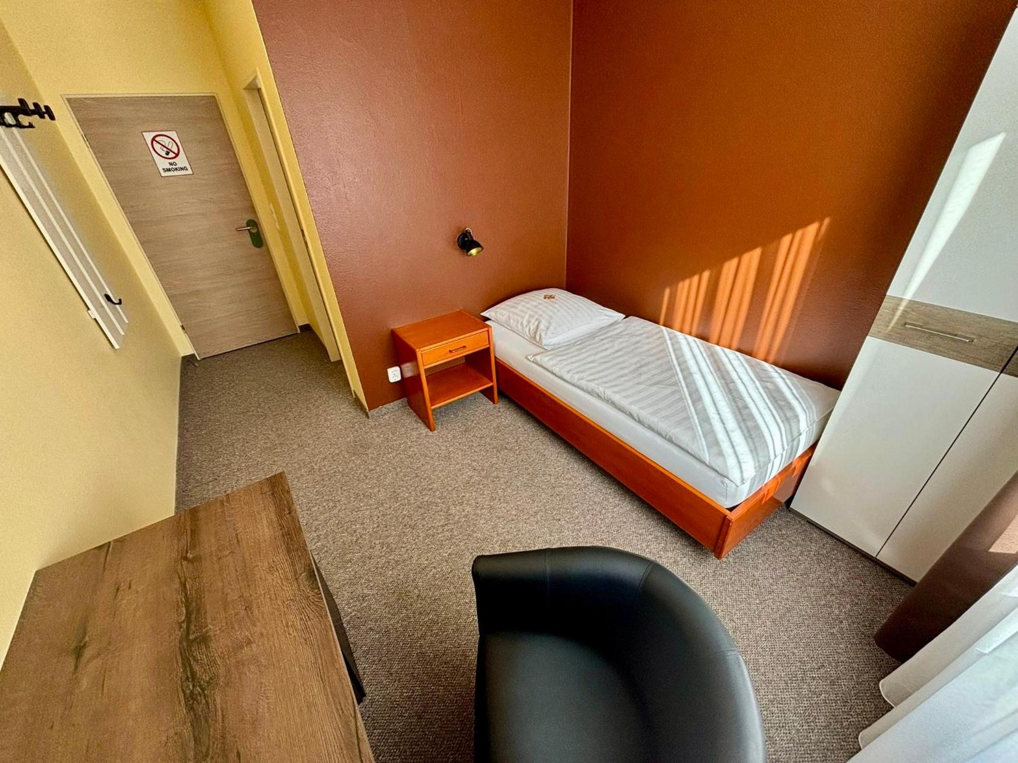 Single Room With Private Bathroom