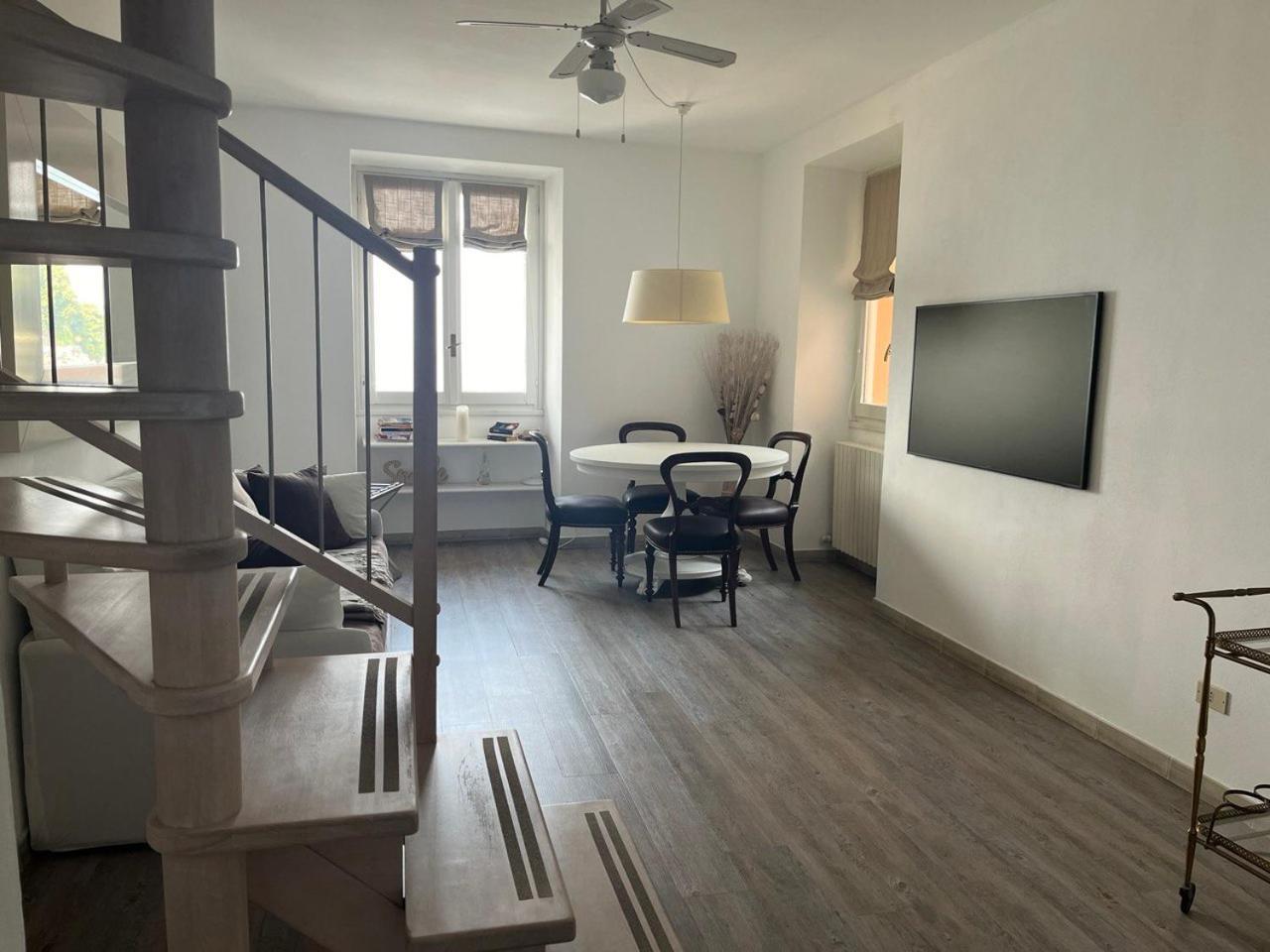 One-Bedroom Apartment - Split Level (Second Apartment)