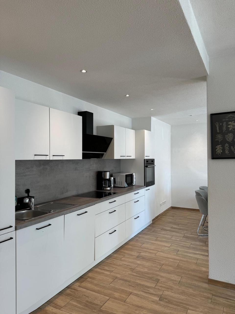 Three-Bedroom Apartment photo 2