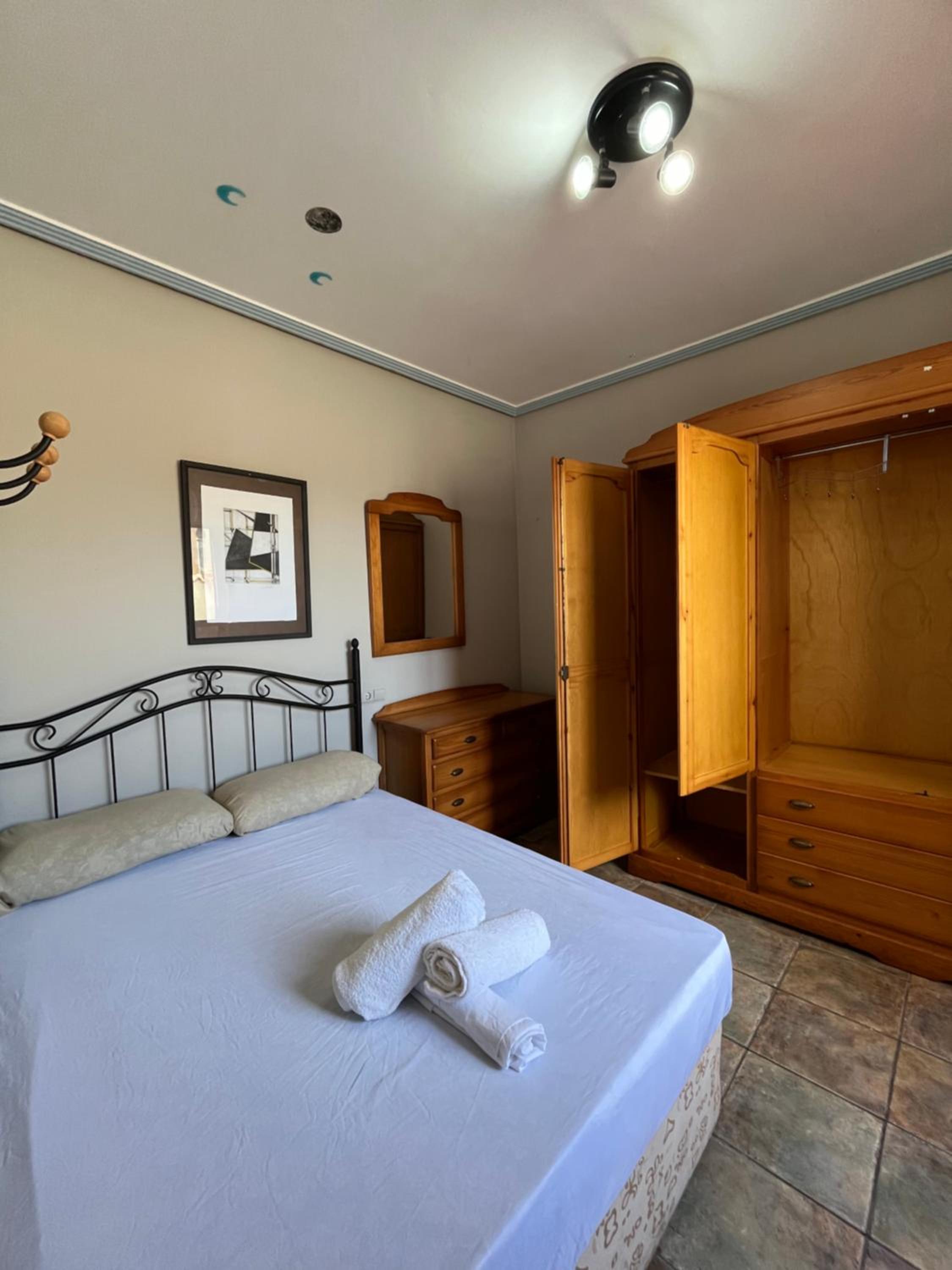 Three-Bedroom House photo 3