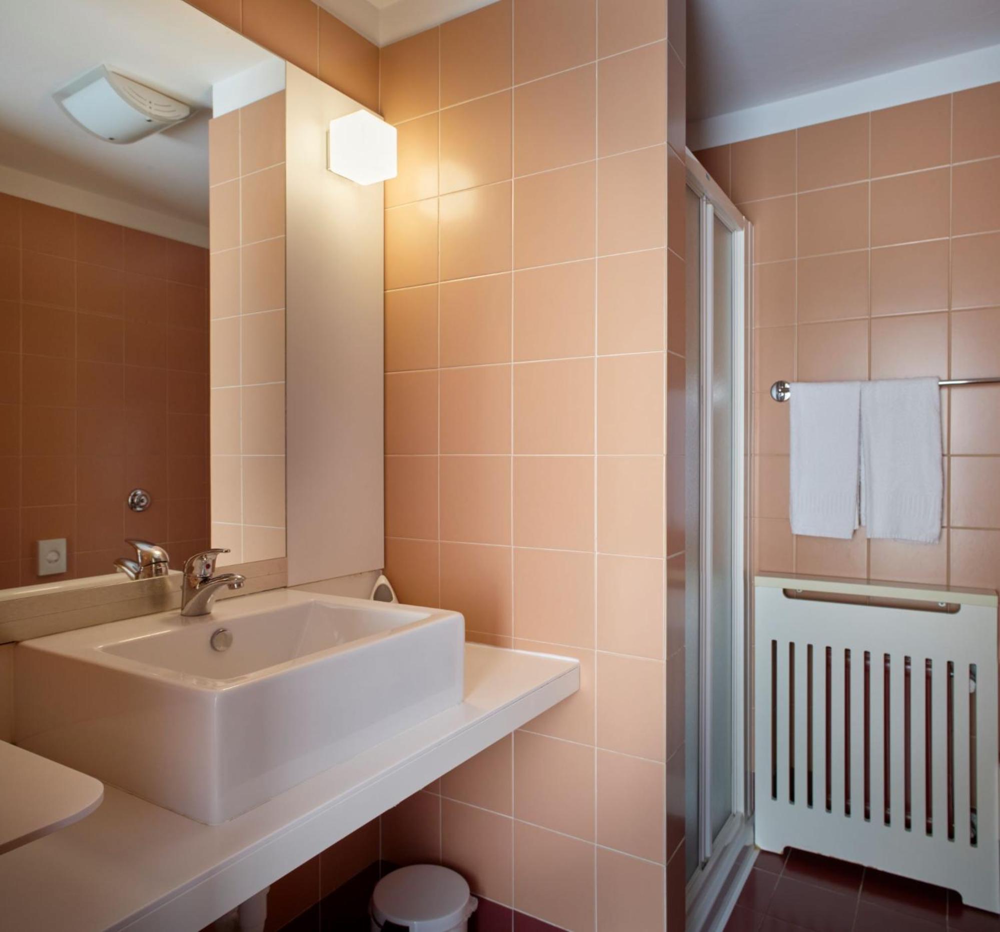 Comfort Twin Room - Photo 4