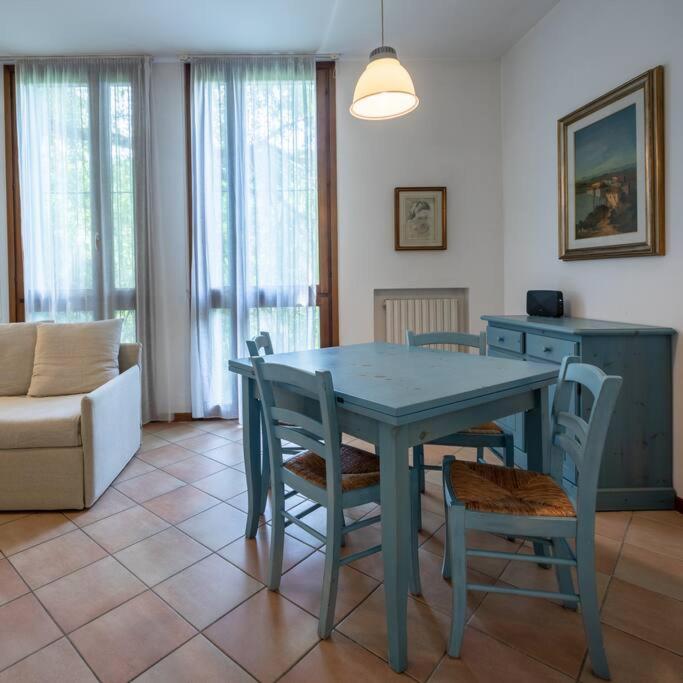 One-Bedroom Apartment photo 3