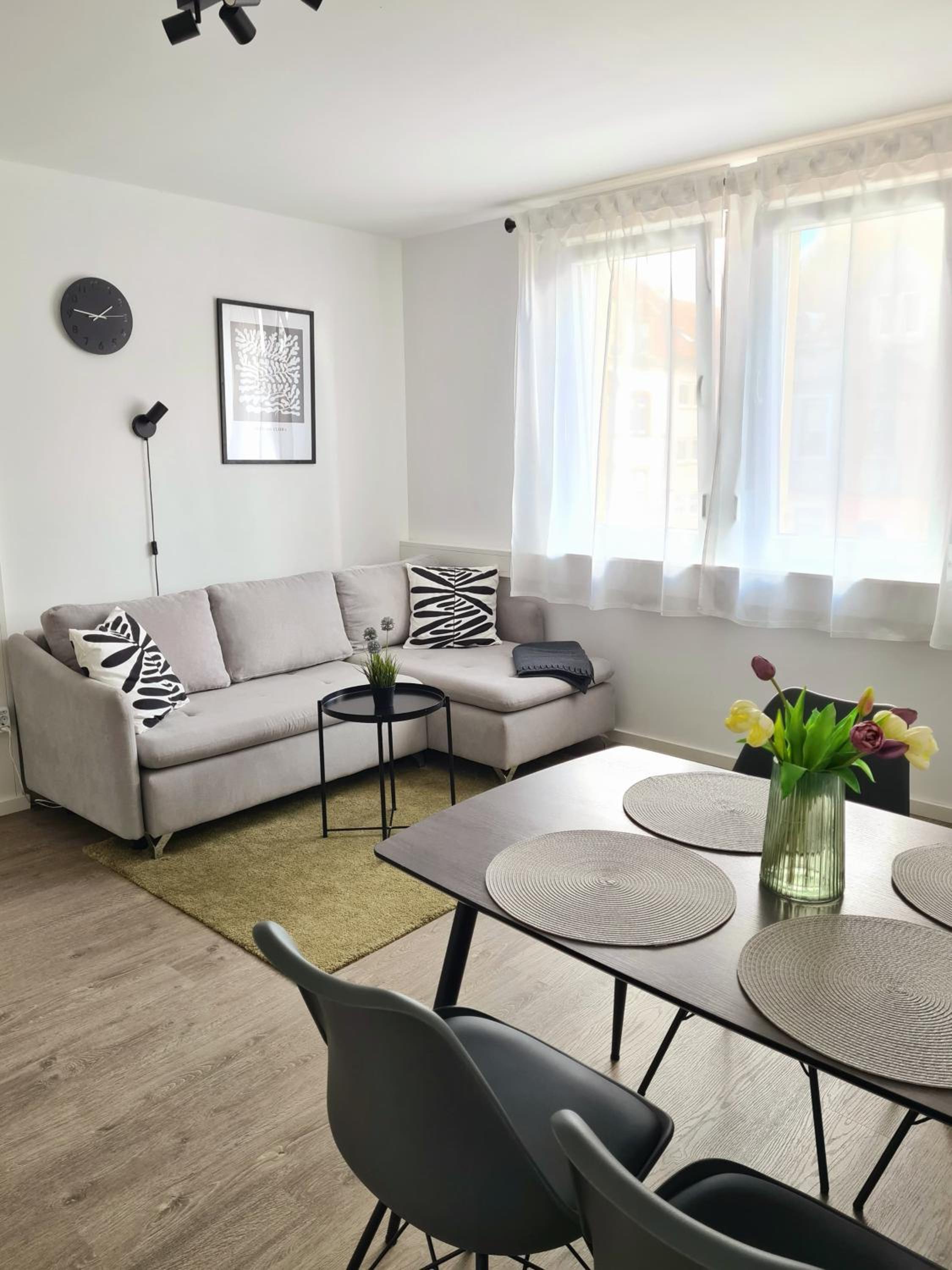 Apartment photo 1