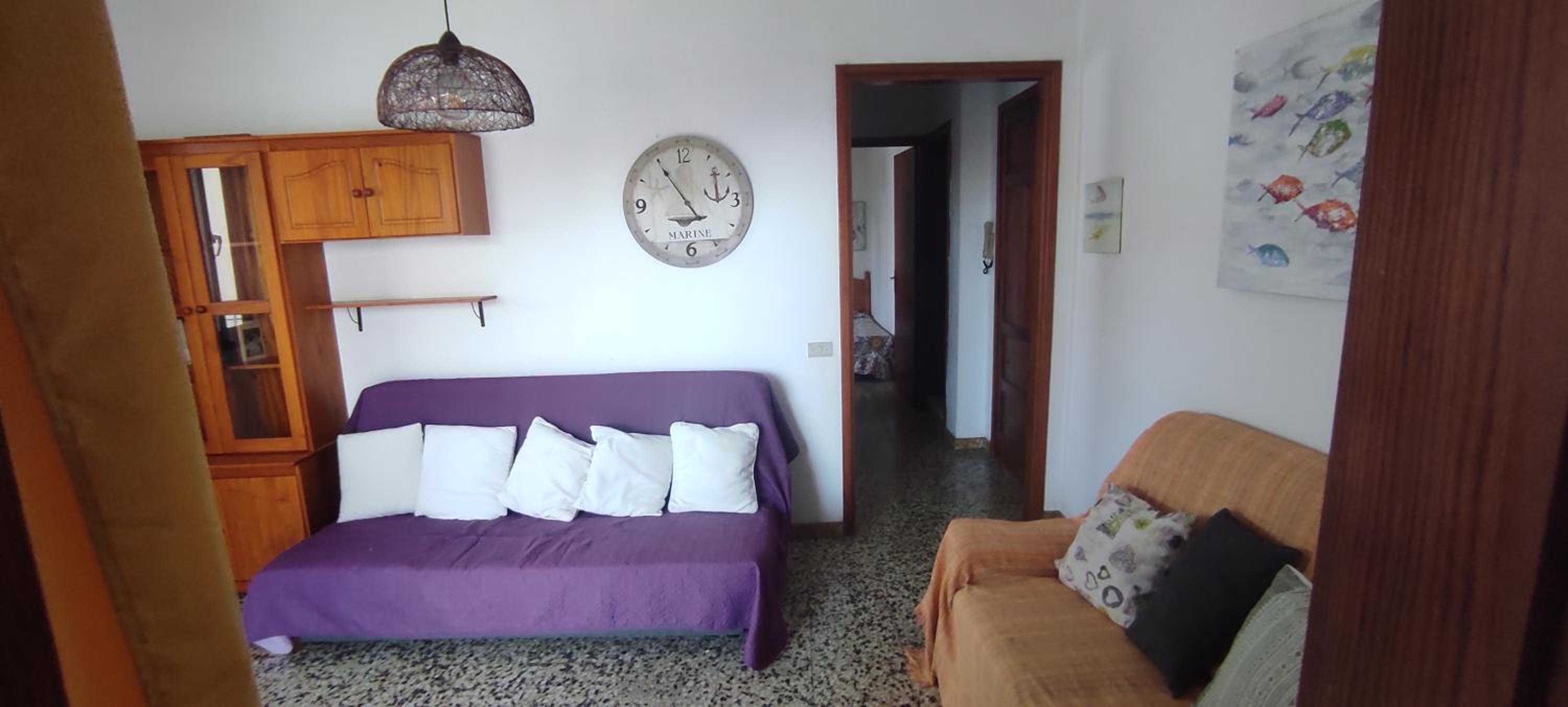 One-Bedroom Apartment photo 2