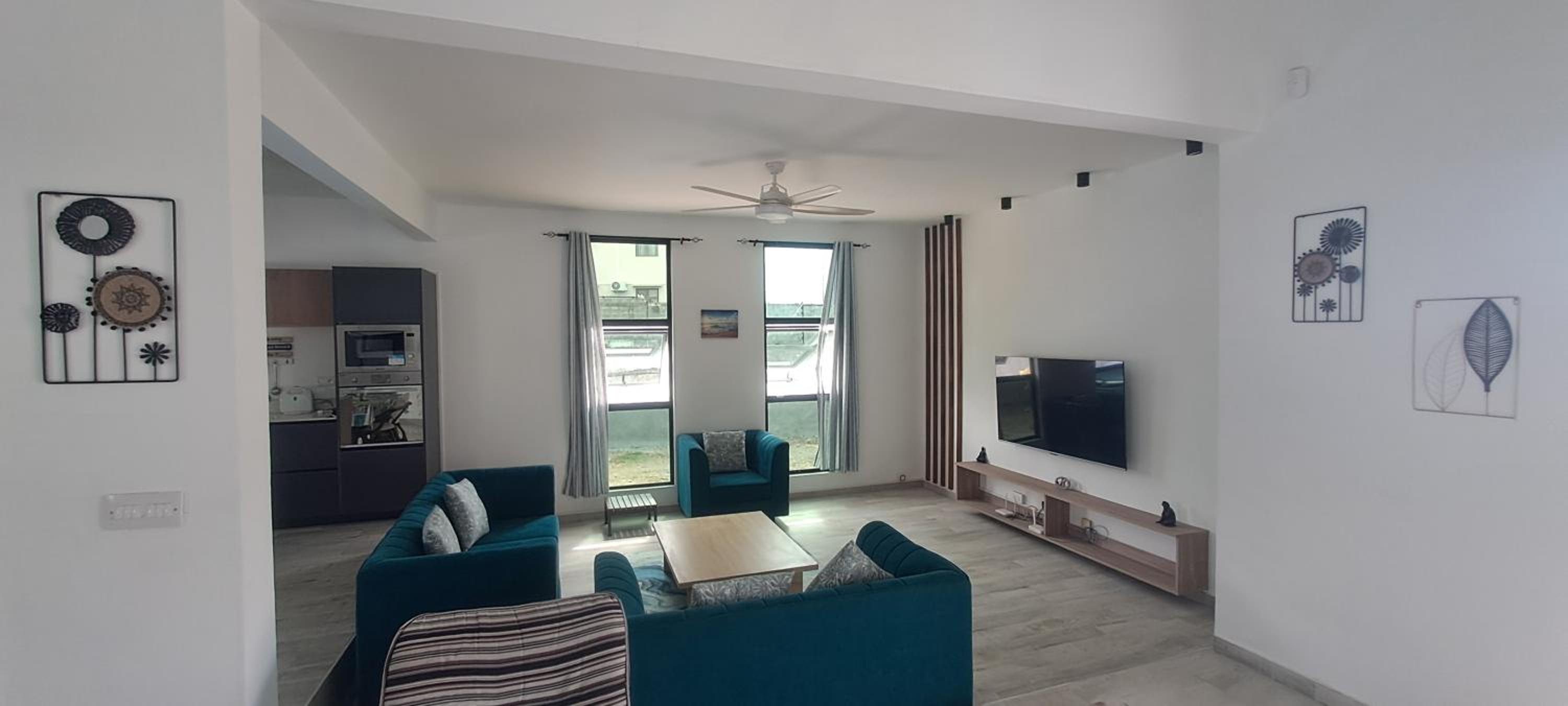 Villa photo 1