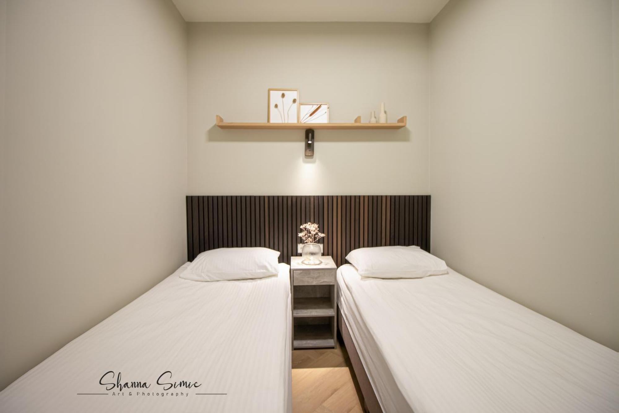 Two-Bedroom Apartment with Balcony photo 2