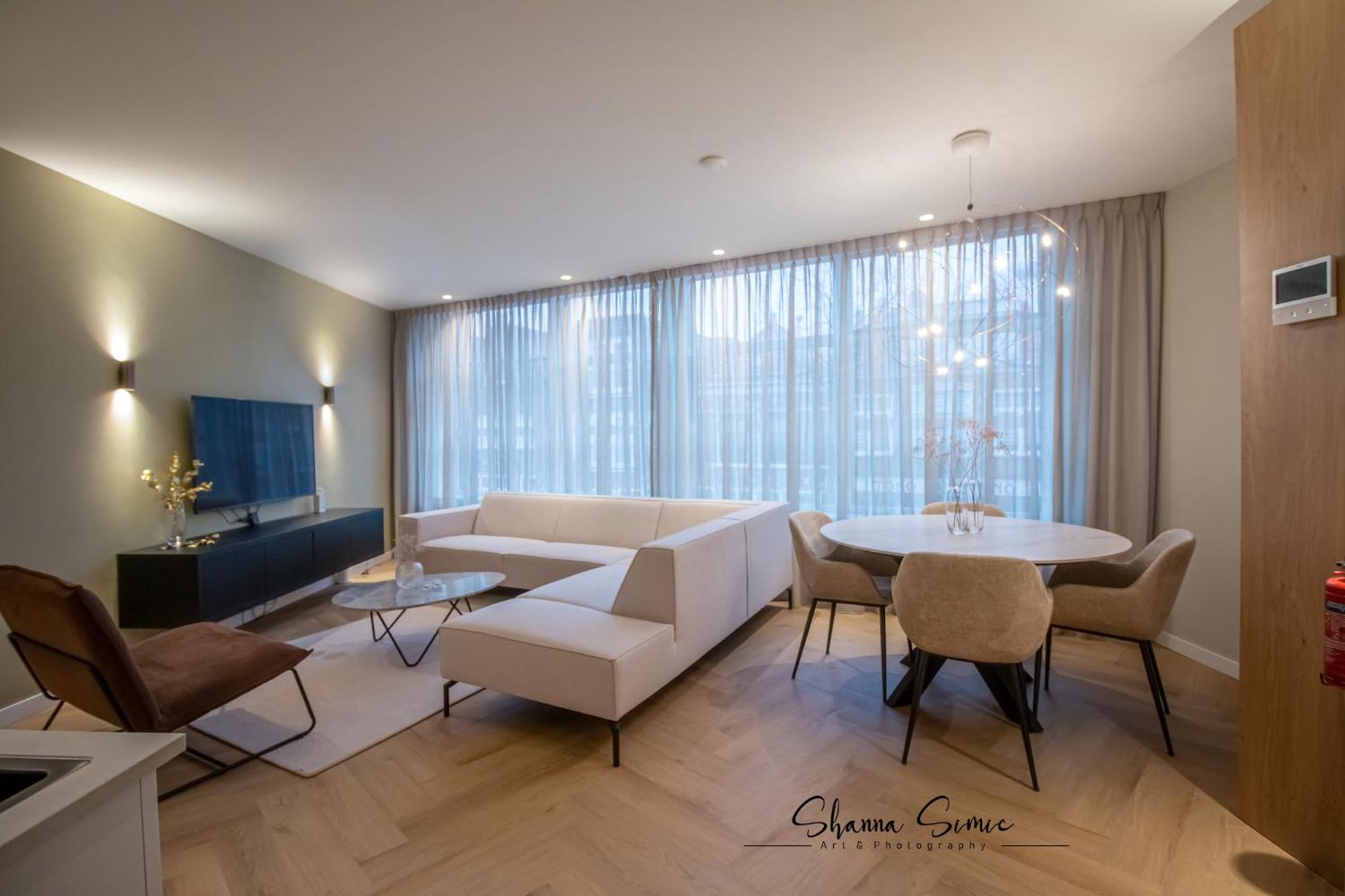 Two-Bedroom Apartment with Balcony photo 1