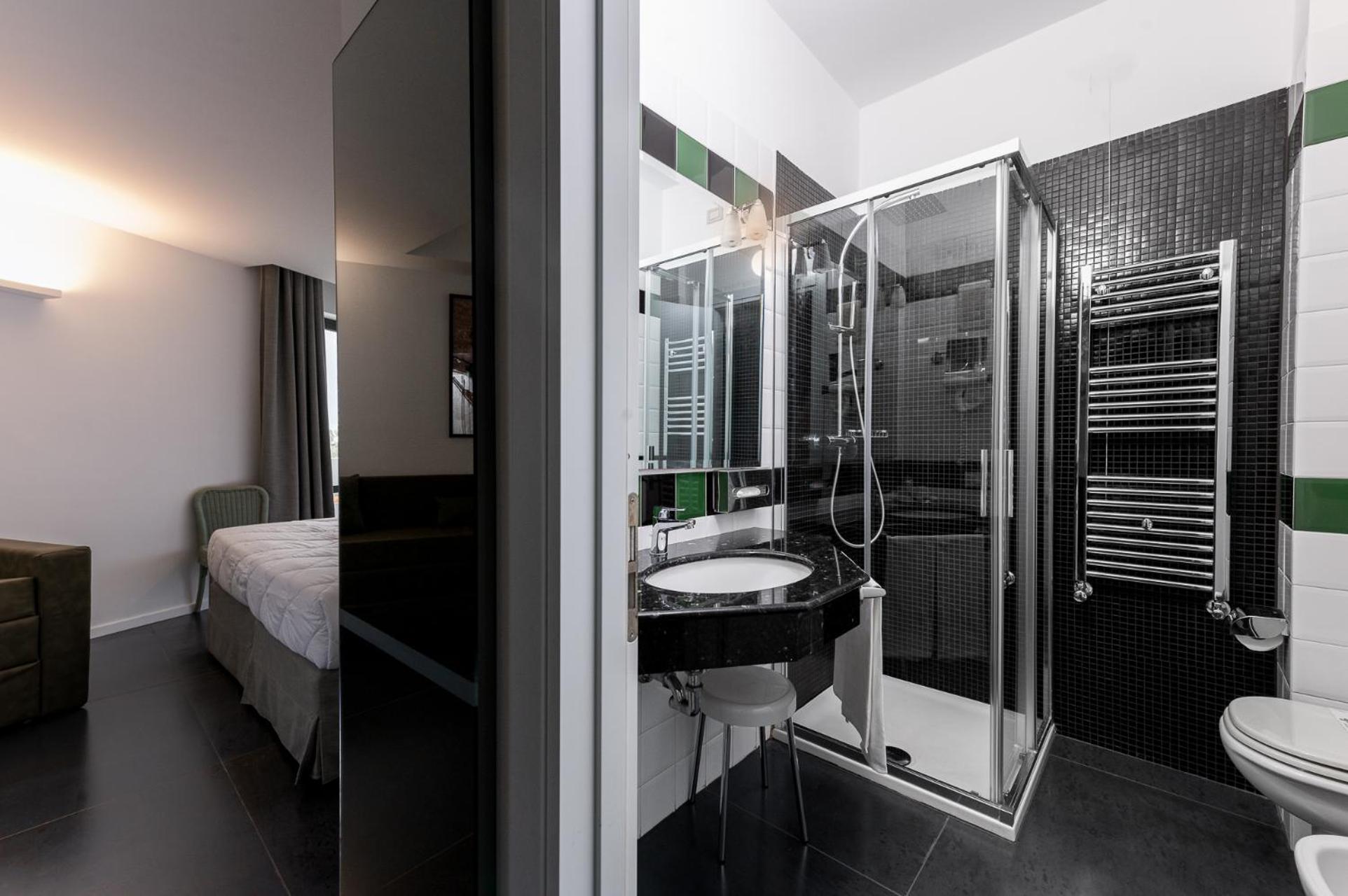 Comfort Triple Room - Photo 7