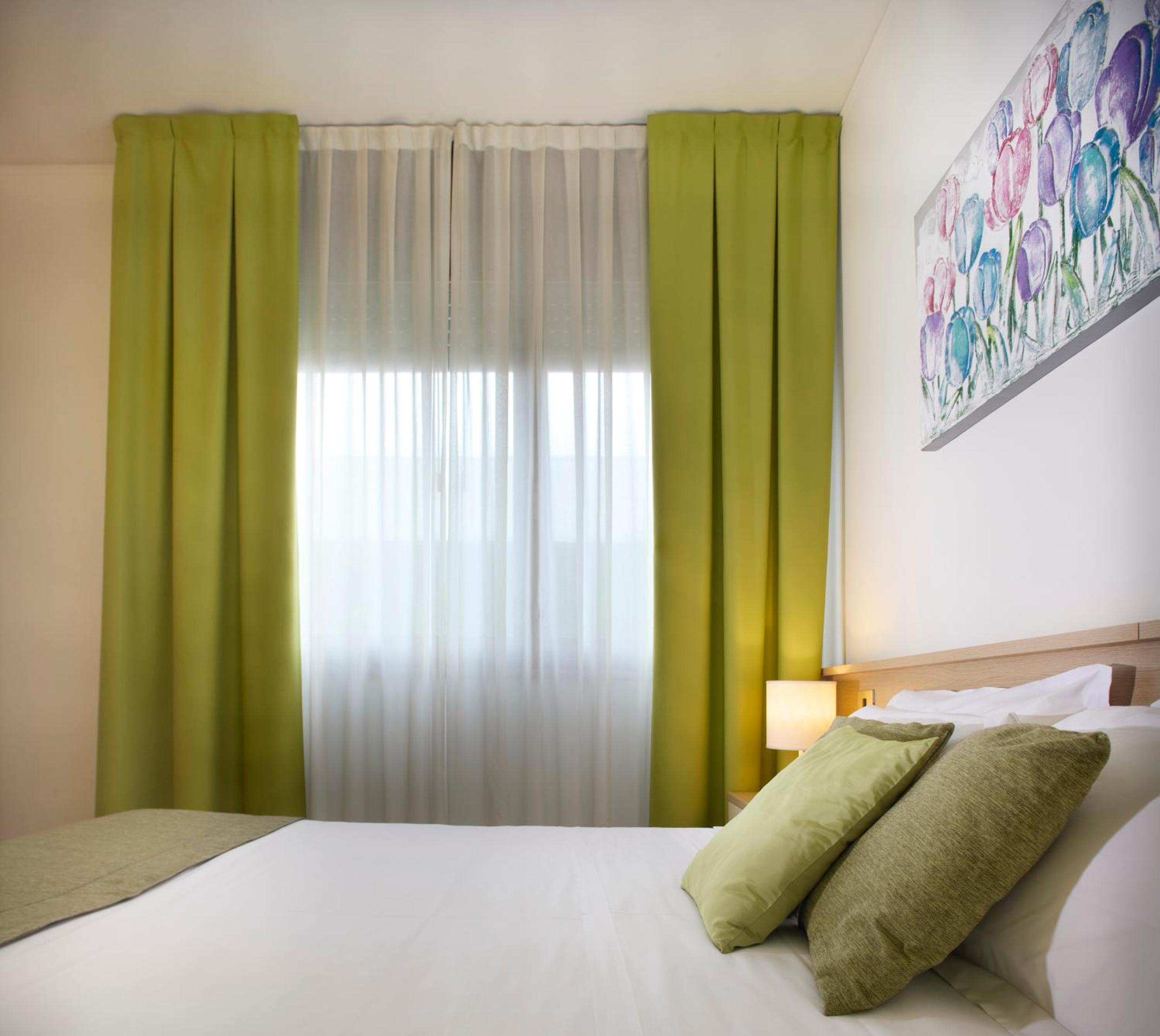 Standard Double Room - Photo 2