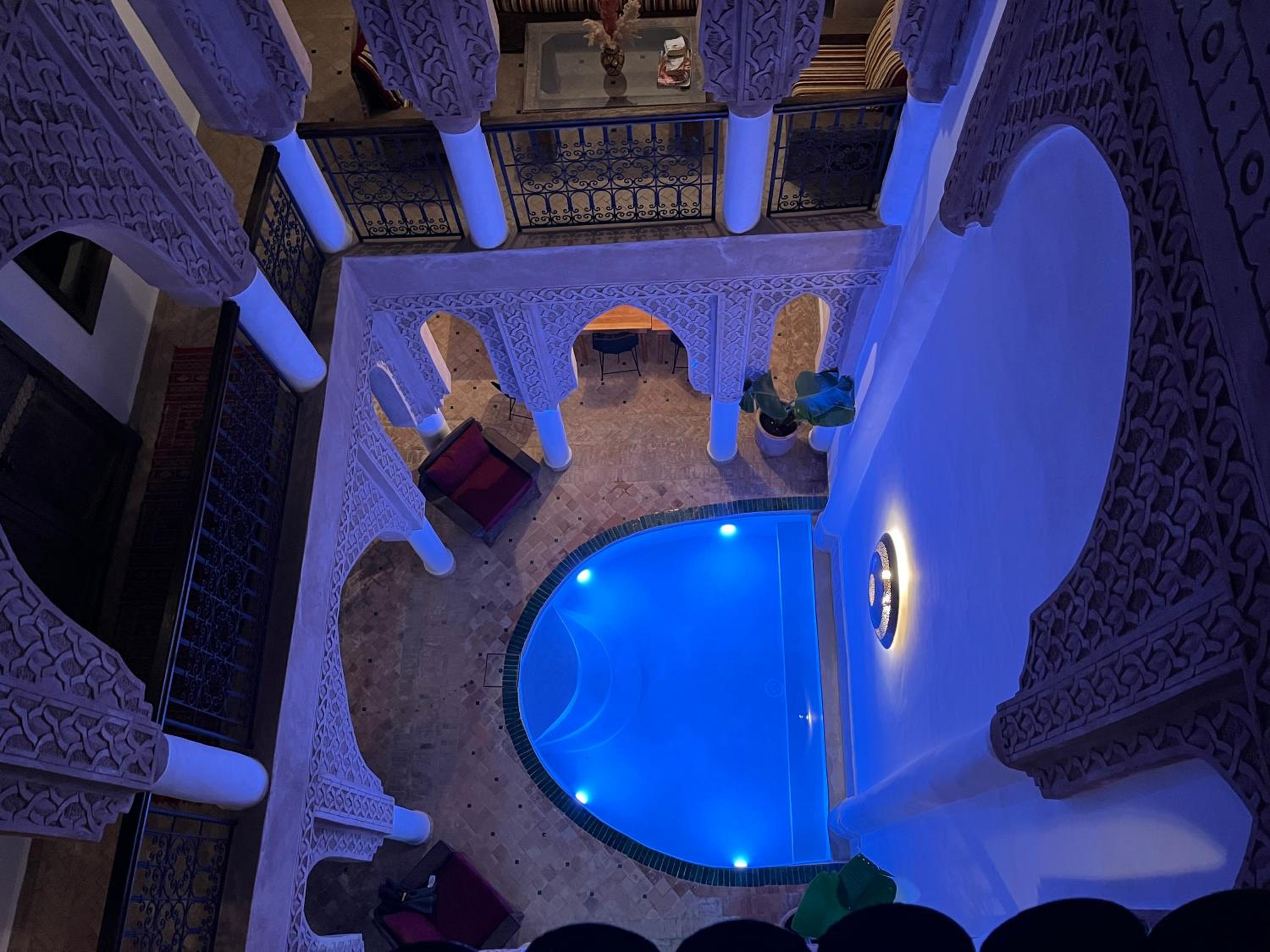Twin Room with Private Bathroom - Photo 21