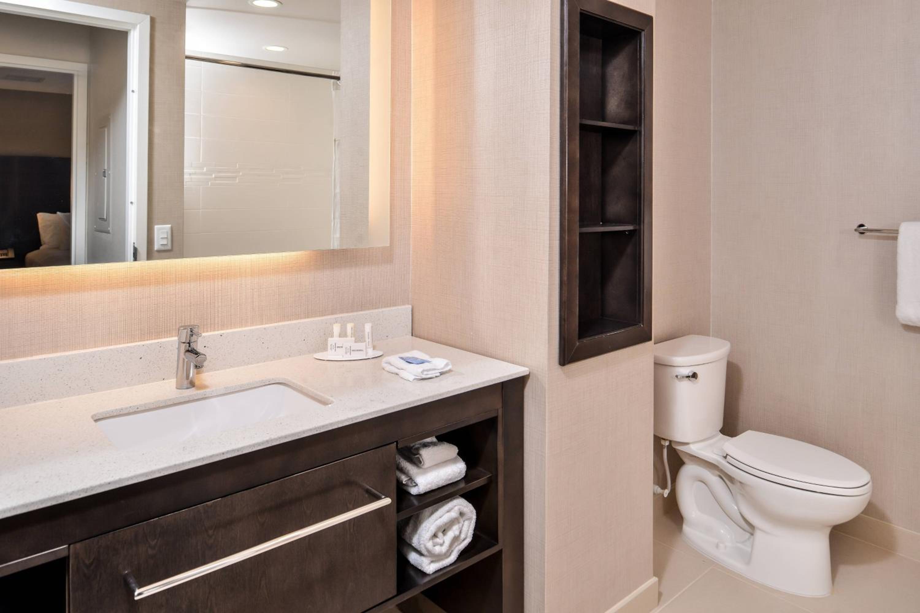 Residence Inn by Marriott Charlotte Northlake, Foto 5