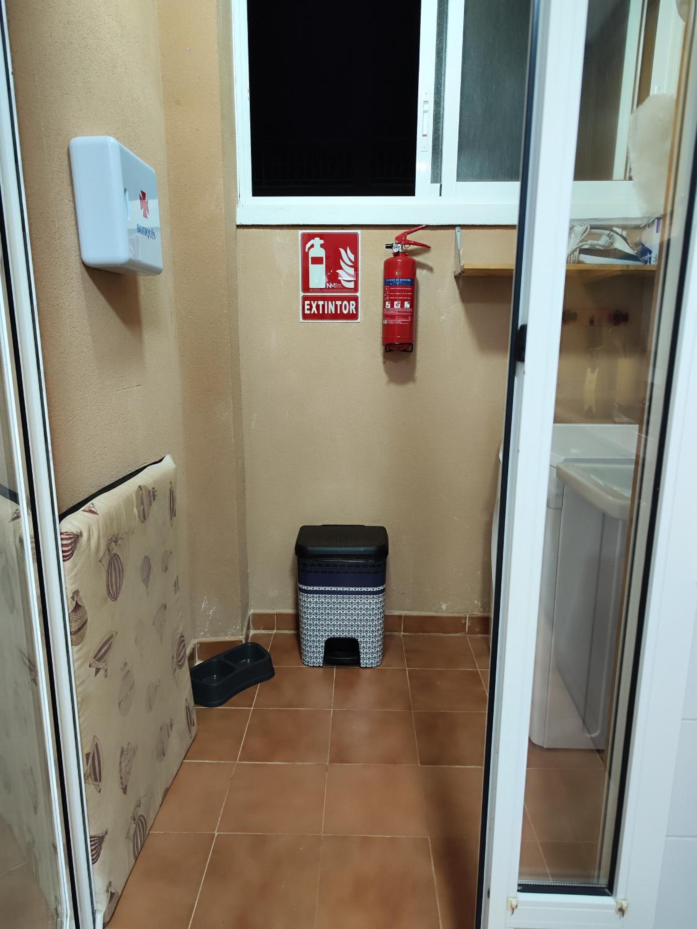 Three-Bedroom Premium Apartment with Balcony photo 3