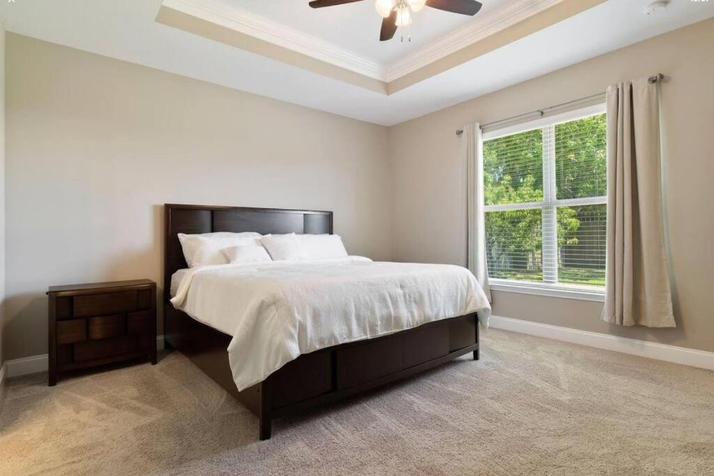 Three-Bedroom House photo 1